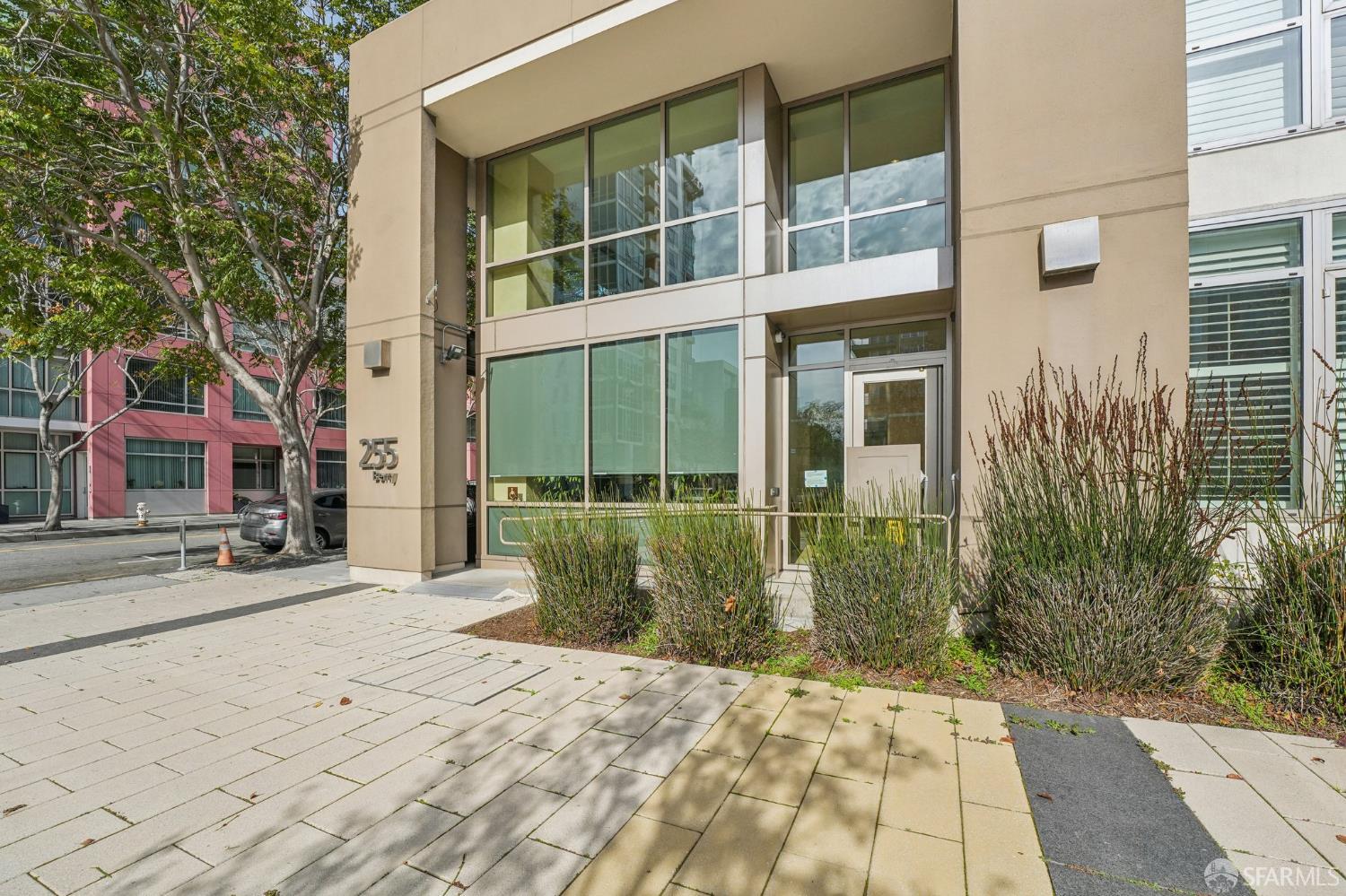 Photo #40: 426103293 Listing: Photo #40