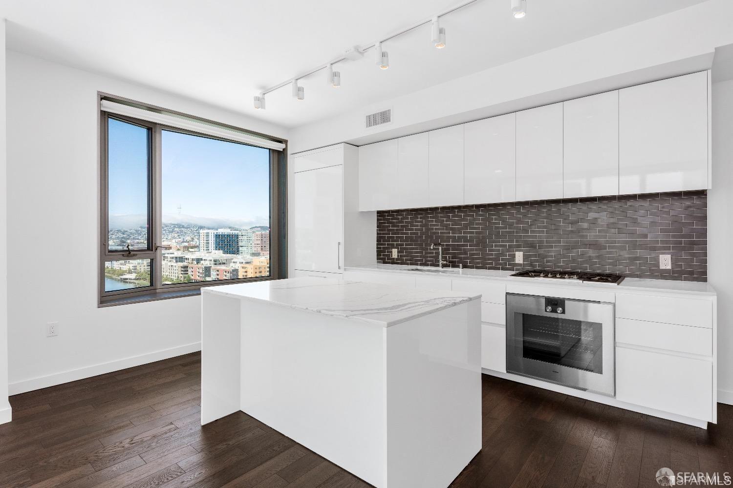 Detail Gallery Image 16 of 54 For 1000 3rd St #1405,  San Francisco,  CA 94158 - 2 Beds | 2 Baths