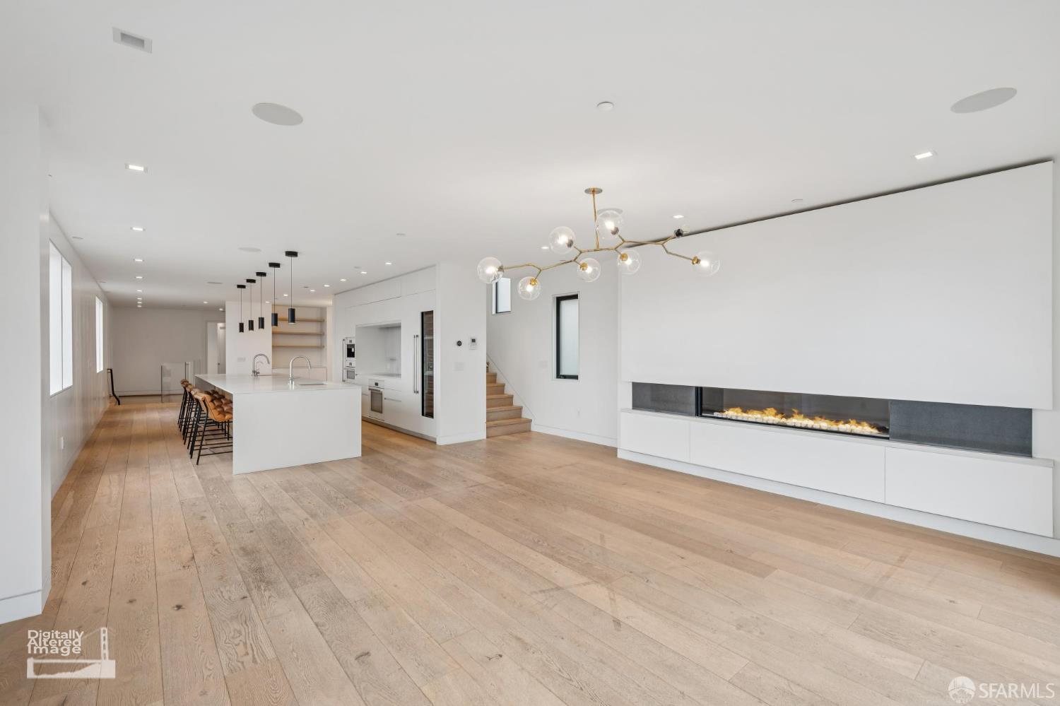 Detail Gallery Image 9 of 39 For 752 Duncan St, San Francisco,  CA 94131 - 5 Beds | 5/1 Baths