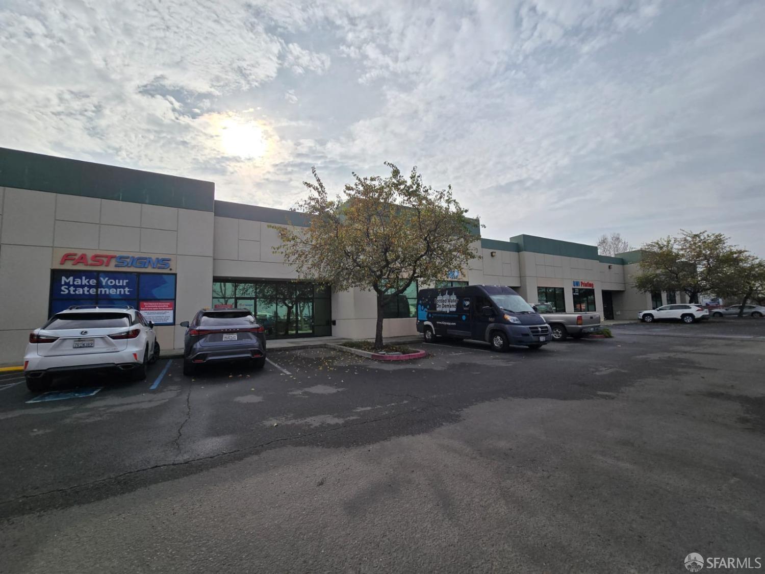 Detail Gallery Image 2 of 20 For 1252 W Winton Ave #7,  Hayward,  CA 94545 - – Beds | – Baths