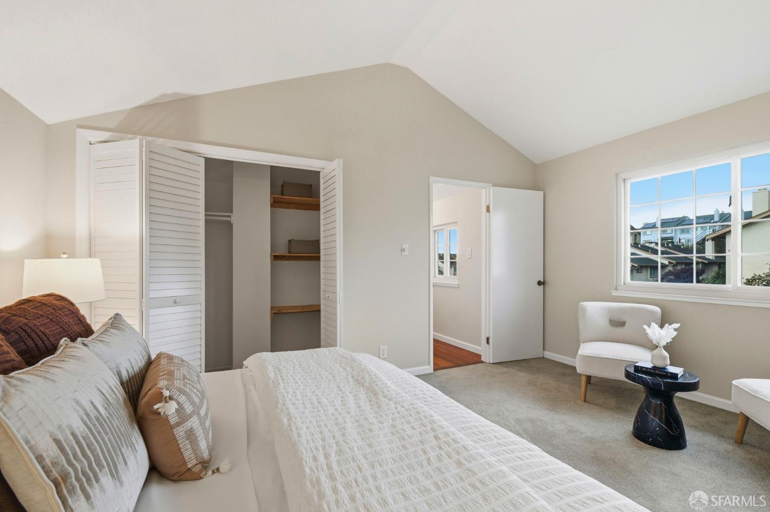 Detail Gallery Image 21 of 50 For 35 Whitecliff Way, San Francisco,  CA 94124 - 3 Beds | 2 Baths