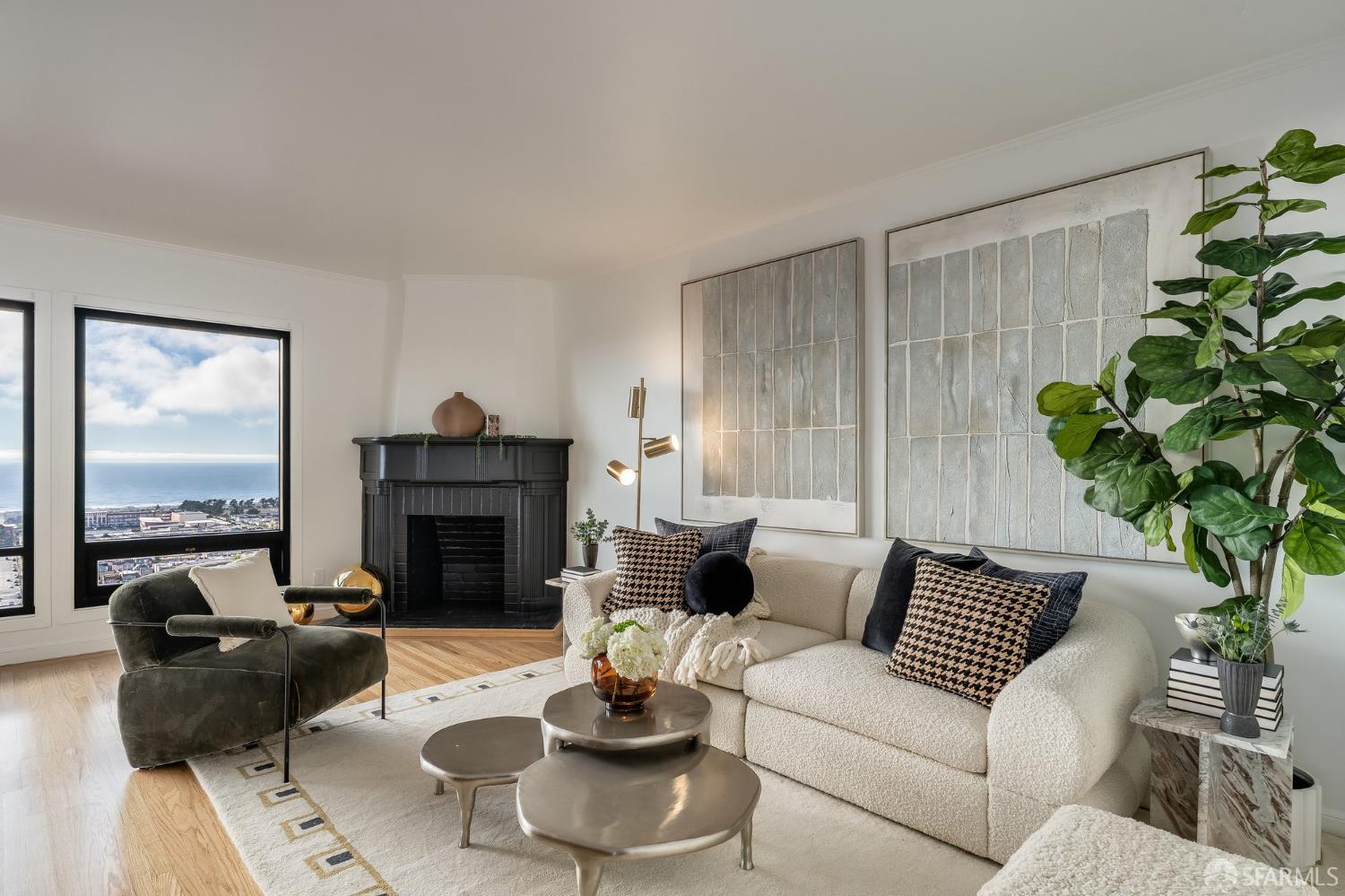 Detail Gallery Image 6 of 57 For 2207 12th Ave, San Francisco,  CA 94116 - 2 Beds | 1 Baths