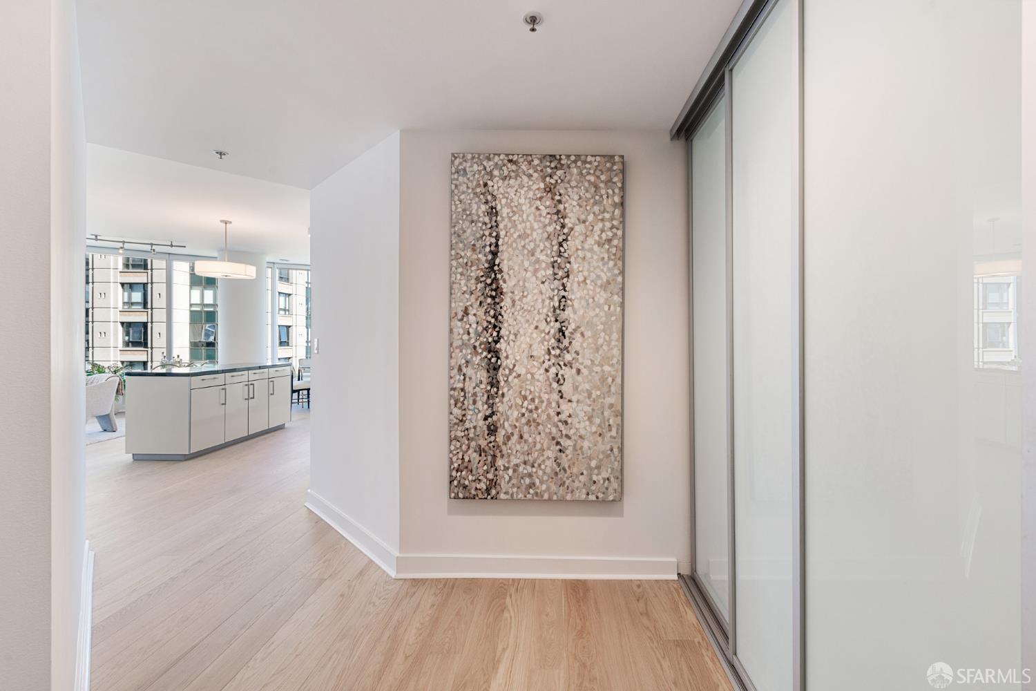 Detail Gallery Image 3 of 51 For 338 Spear St 14b,  San Francisco,  CA 94105 - 2 Beds | 2 Baths