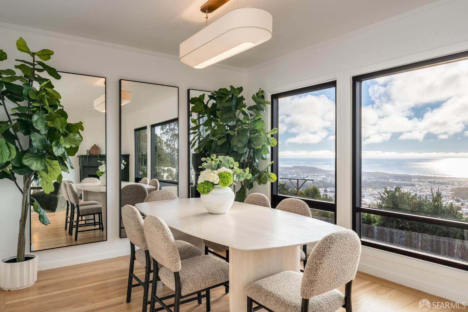 Detail Gallery Image 10 of 57 For 2207 12th Ave, San Francisco,  CA 94116 - 2 Beds | 1 Baths