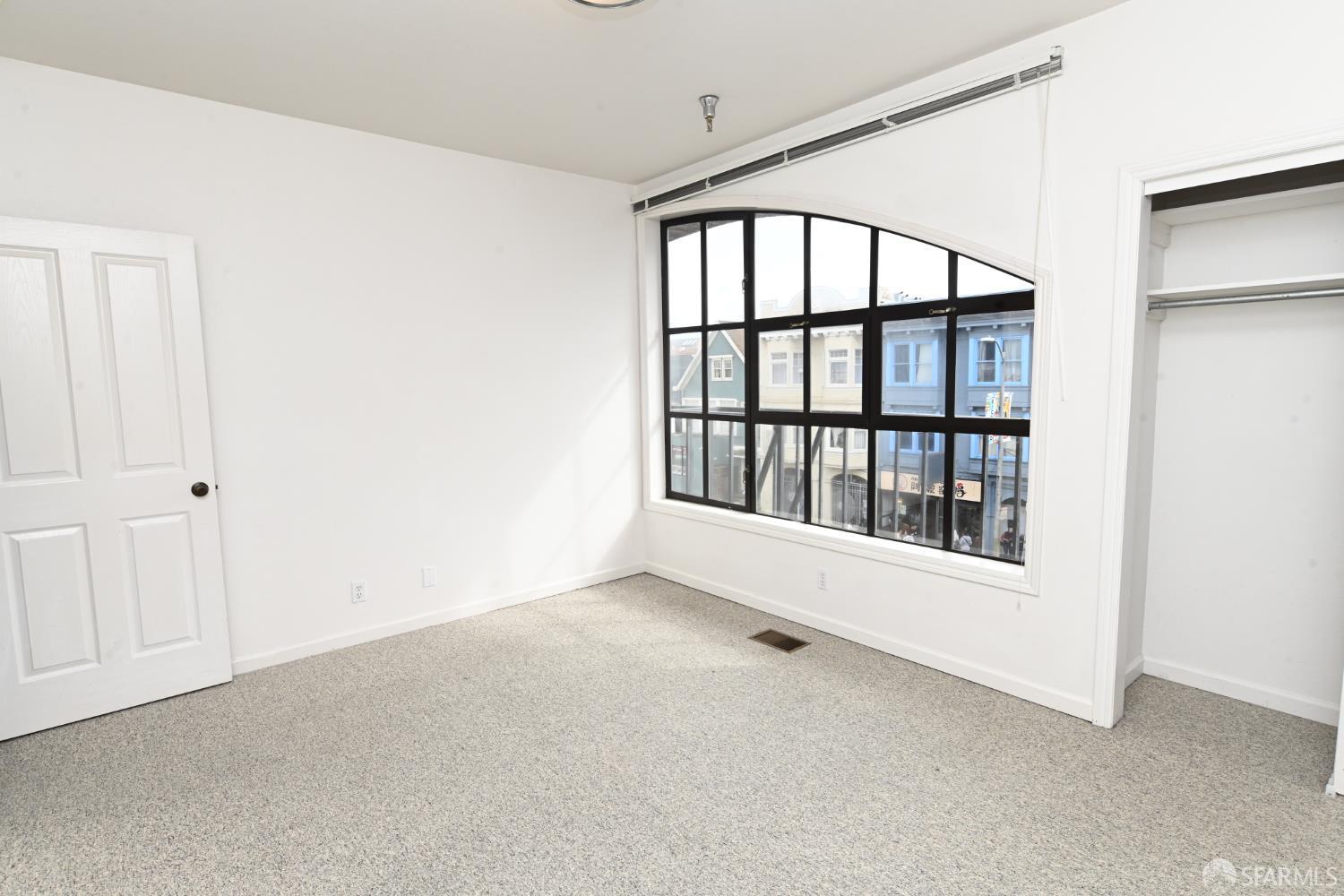 Detail Gallery Image 12 of 19 For 1120 Clement St, San Francisco,  CA 94118 - 2 Beds | 1 Baths