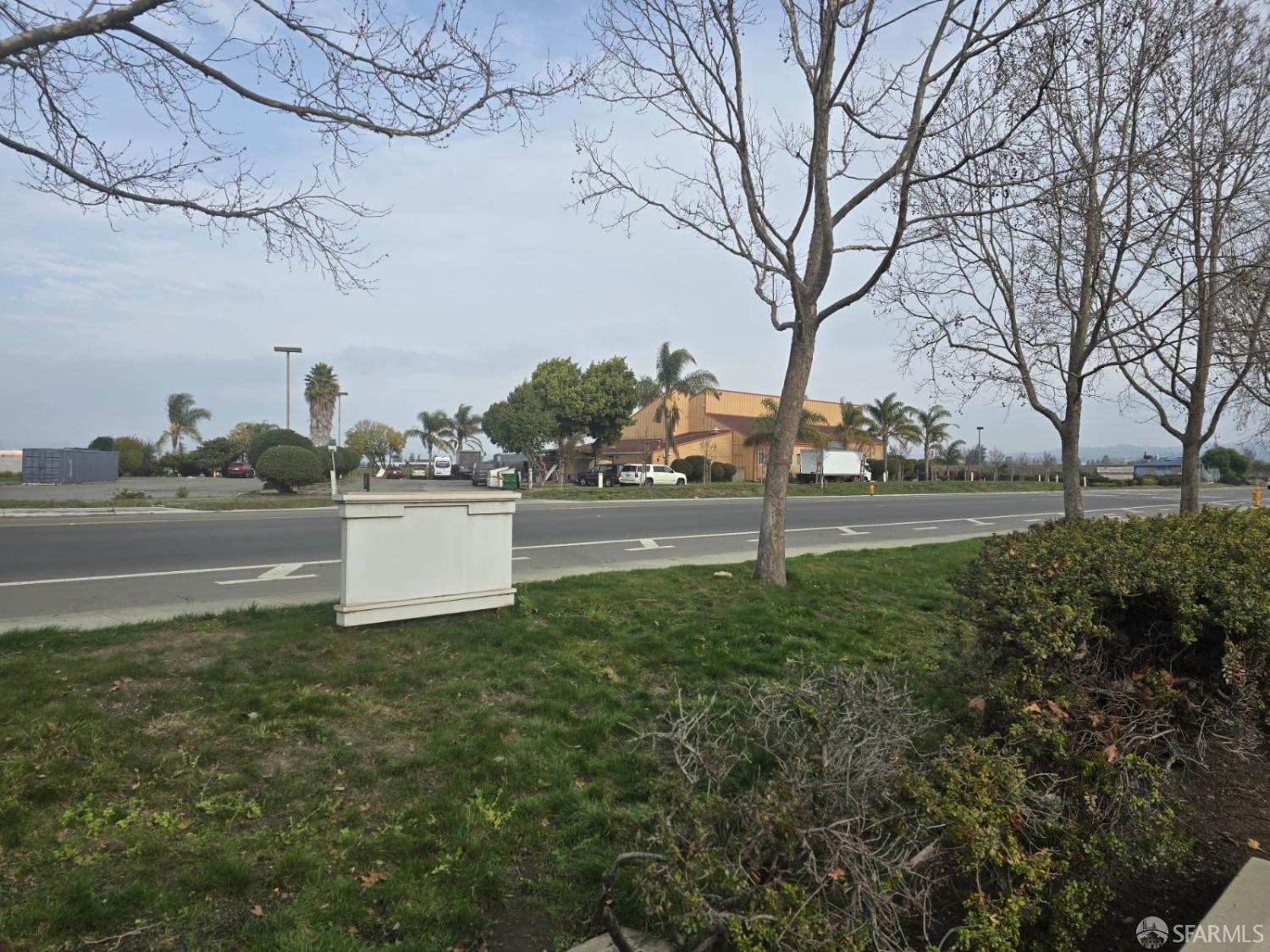 Detail Gallery Image 5 of 20 For 1252 W Winton Ave #7,  Hayward,  CA 94545 - – Beds | – Baths