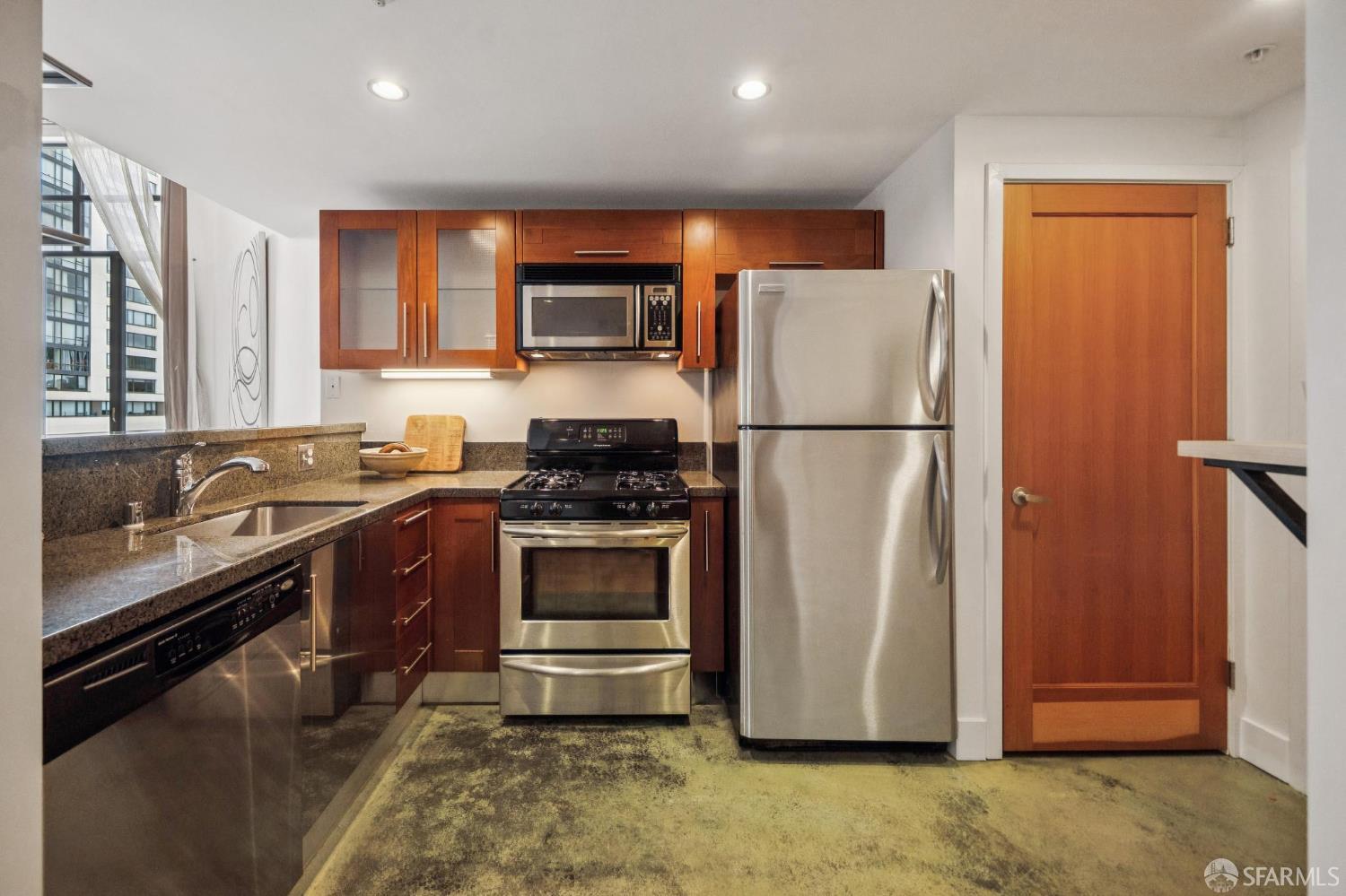 Photo #13: 426102574 Listing: Photo #13