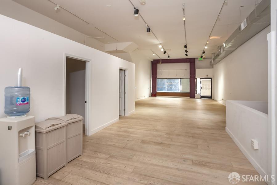 Detail Gallery Image 3 of 24 For 227 Kearny St, San Francisco,  CA 94108 - – Beds | – Baths