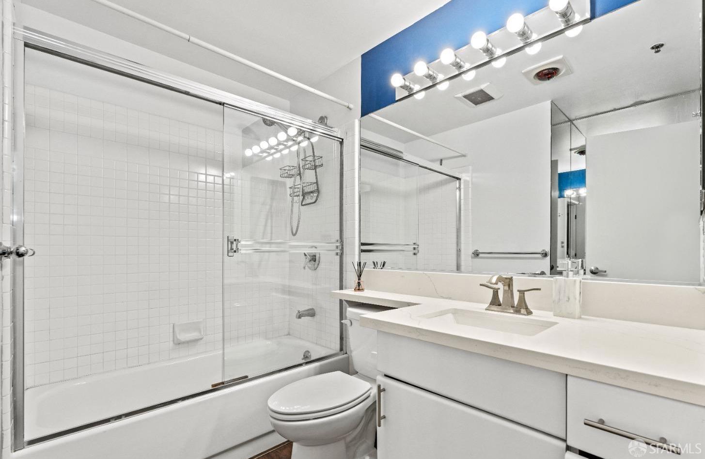 Photo #13: 426108385 Listing: Photo #13