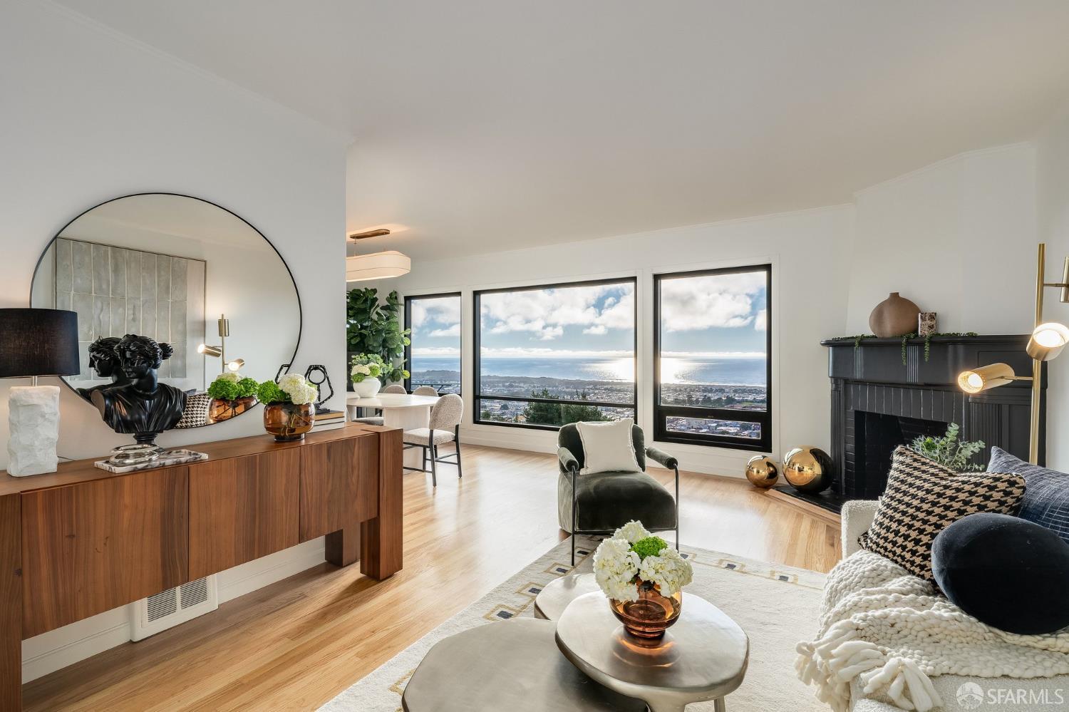 Front Image Thumbnail for SF426108182