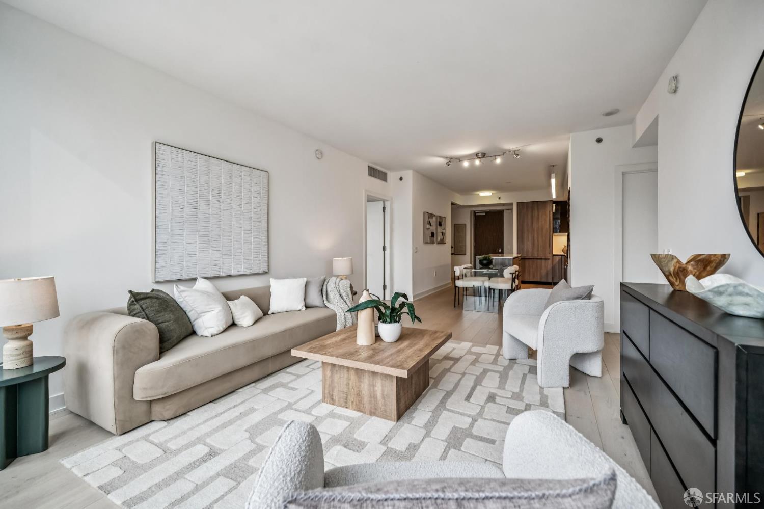 Photo #9: 426108802 Listing: Photo #9