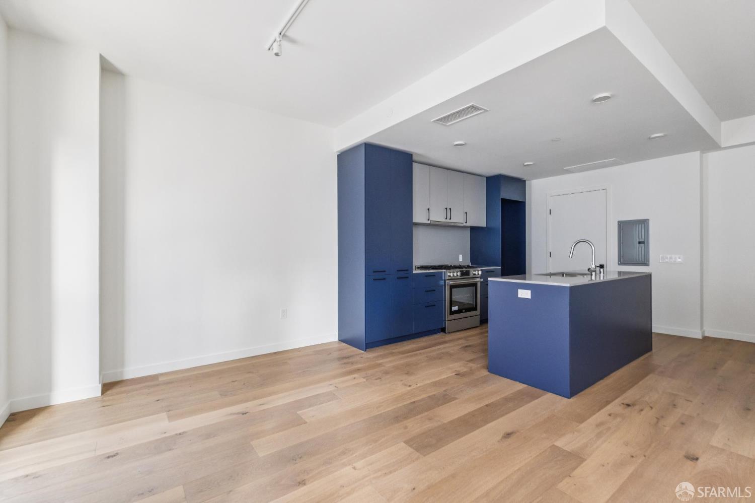 Detail Gallery Image 4 of 7 For 988 Harrison St Cg2,  San Francisco,  CA 94107 - 2 Beds | 2 Baths