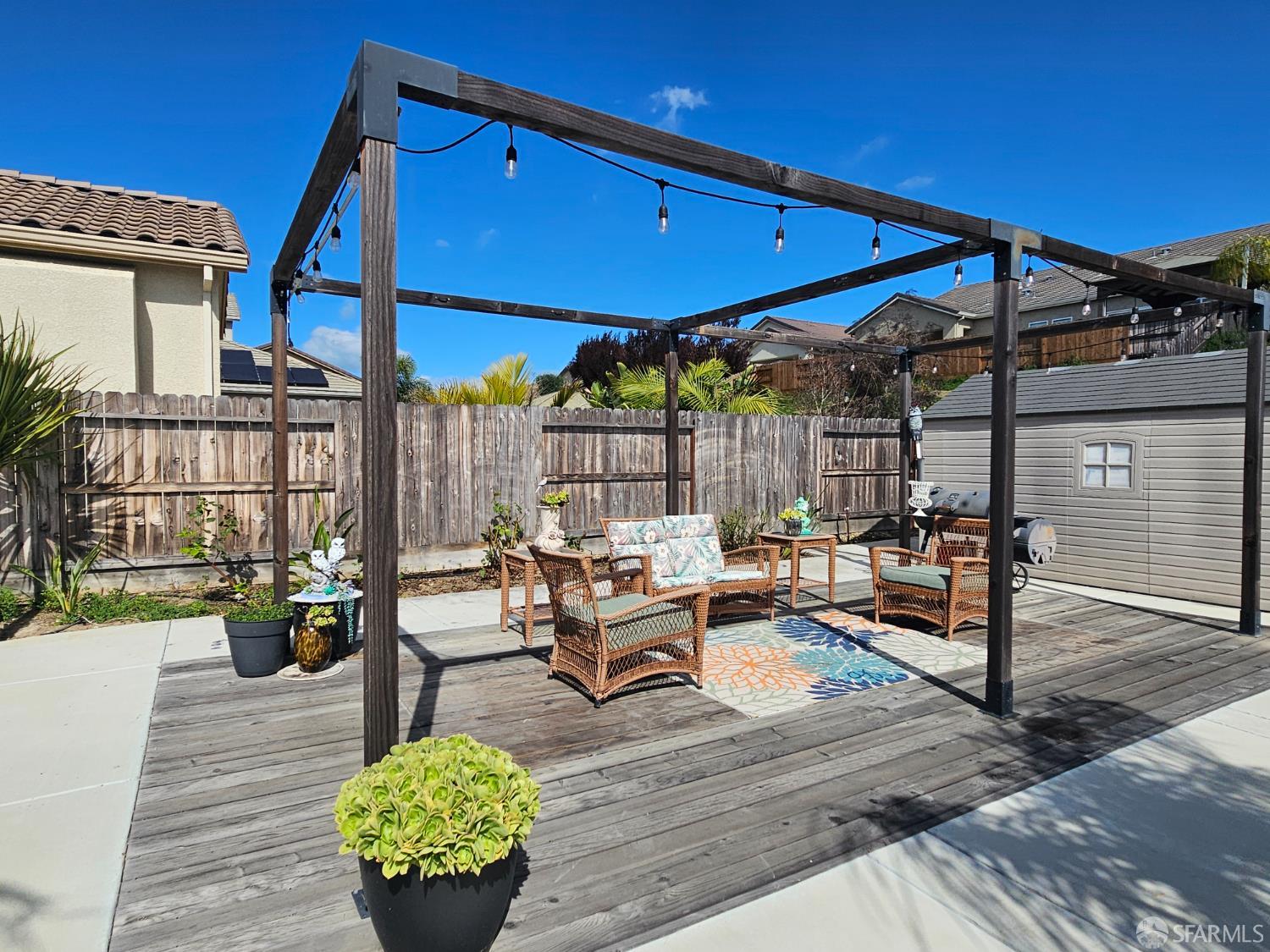 Detail Gallery Image 25 of 26 For 1535 Goldenstar Ct, Hollister,  CA 95023 - 3 Beds | 2/1 Baths