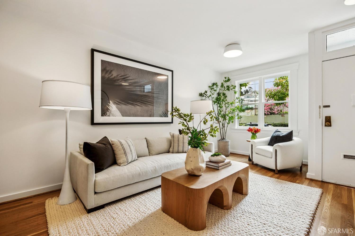 Detail Gallery Image 4 of 11 For 240 Alma St, San Francisco,  CA 94117 - 1 Beds | 1 Baths