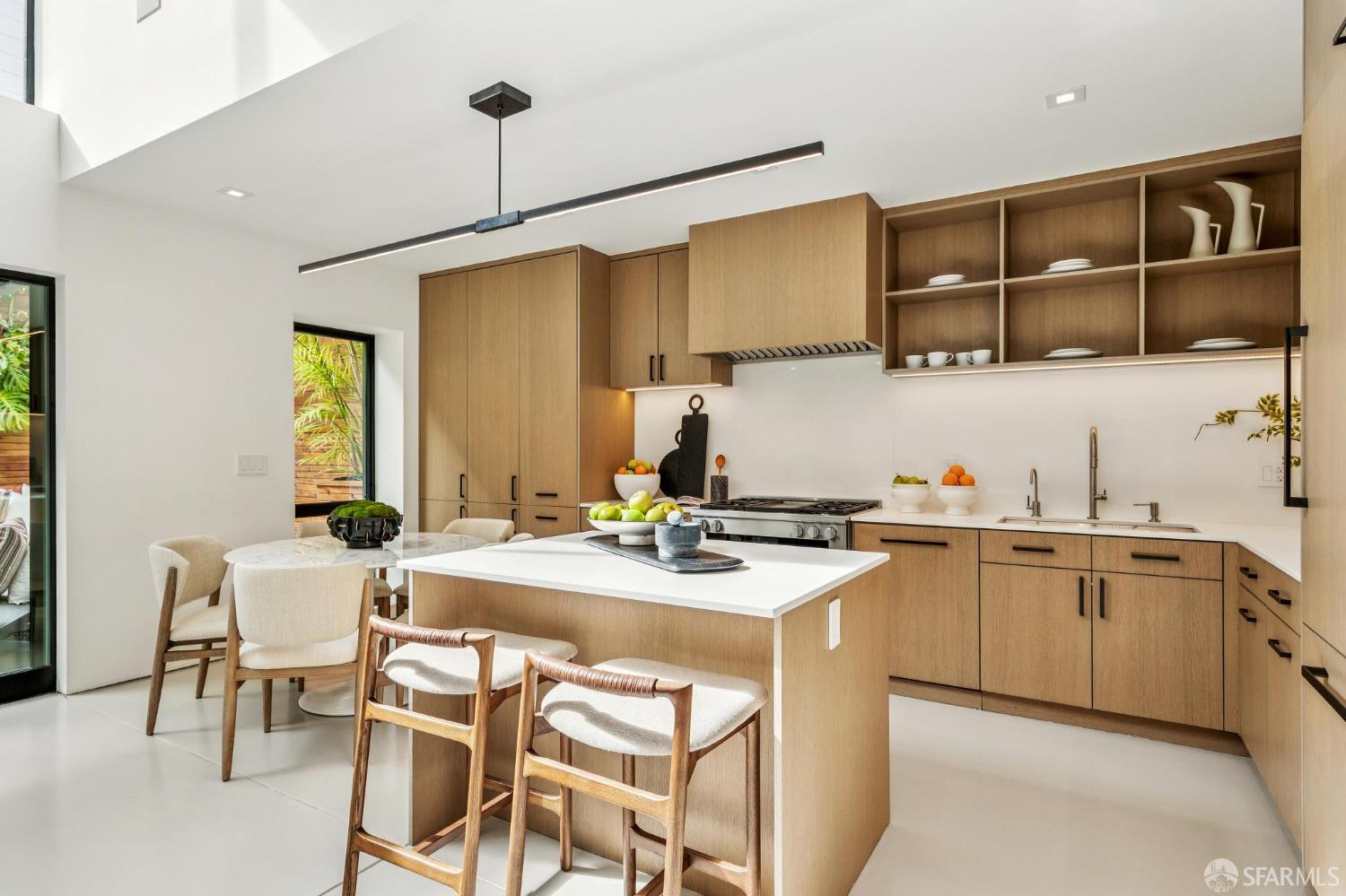 Detail Gallery Image 10 of 28 For 242 Alma St, San Francisco,  CA 94117 - 2 Beds | 2 Baths