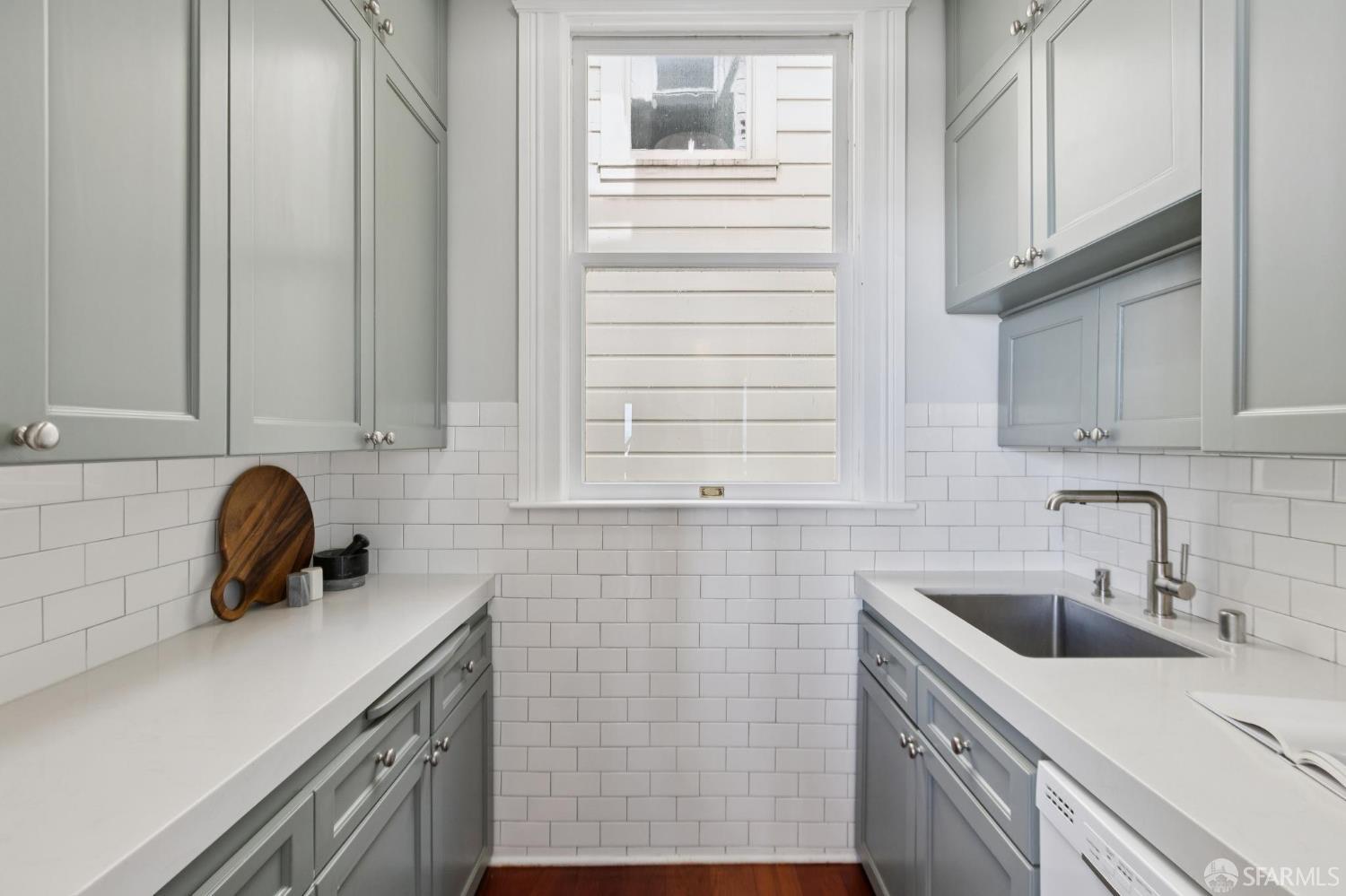 Detail Gallery Image 21 of 46 For 776 Green St, San Francisco,  CA 94133 - 3 Beds | 1 Baths