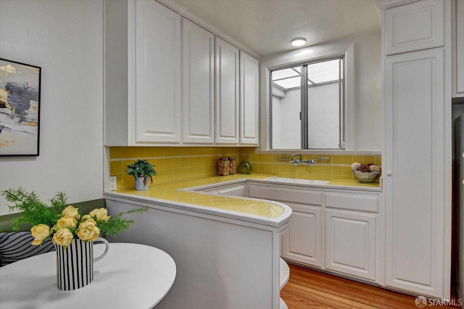 Detail Gallery Image 18 of 44 For 2531 30th Ave, San Francisco,  CA 94116 - 3 Beds | 2 Baths