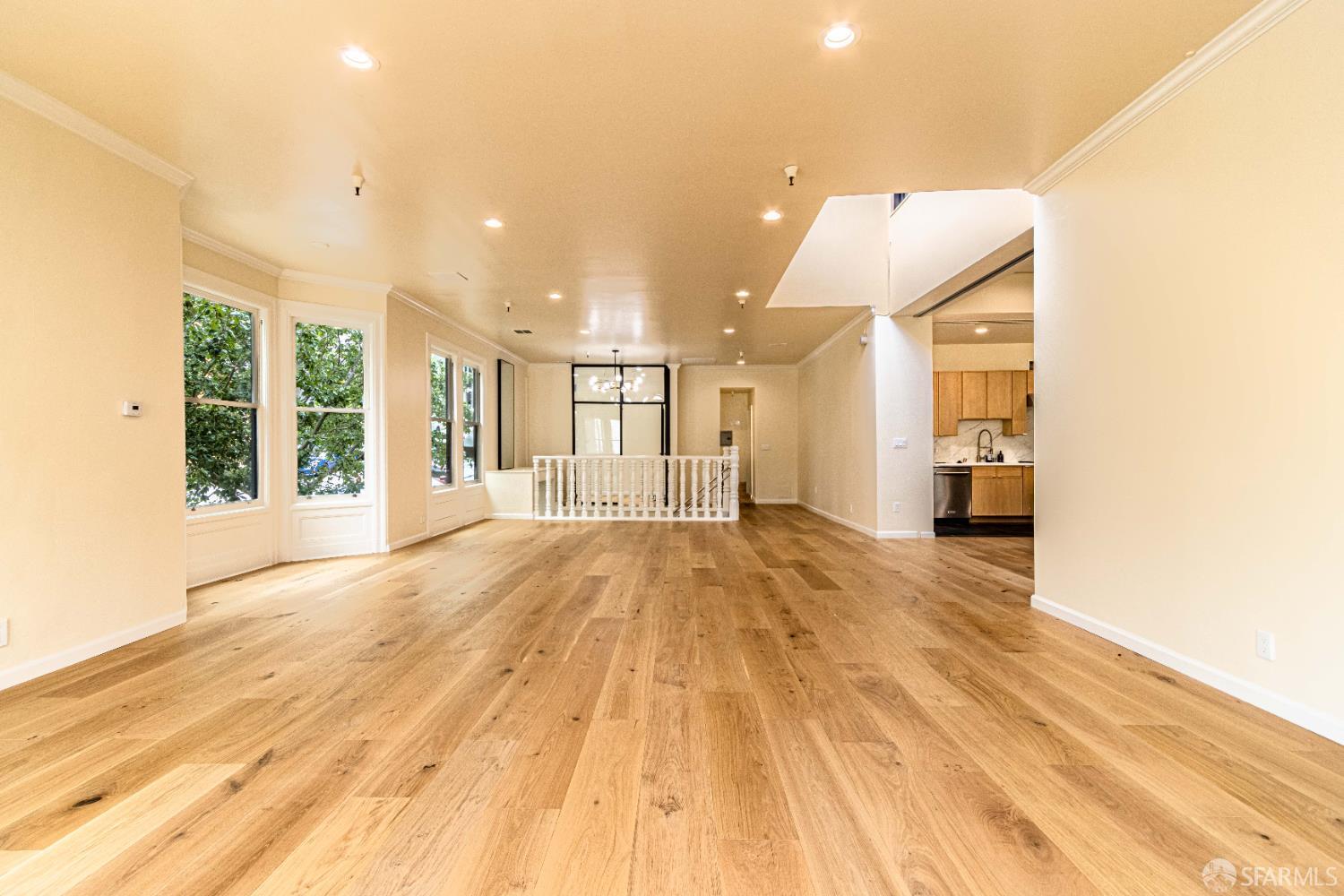 Detail Gallery Image 8 of 27 For 1234 Grant Ave, San Francisco,  CA 94133 - – Beds | – Baths