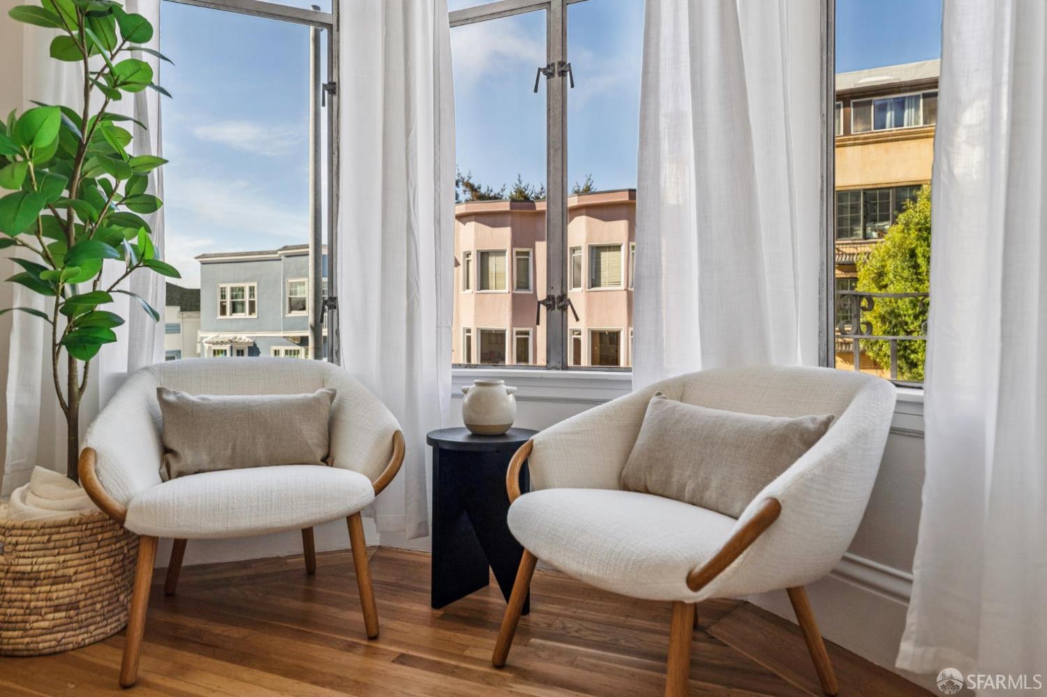 Detail Gallery Image 31 of 53 For 1257 Chestnut St #2,  San Francisco,  CA 94109 - 1 Beds | 1 Baths