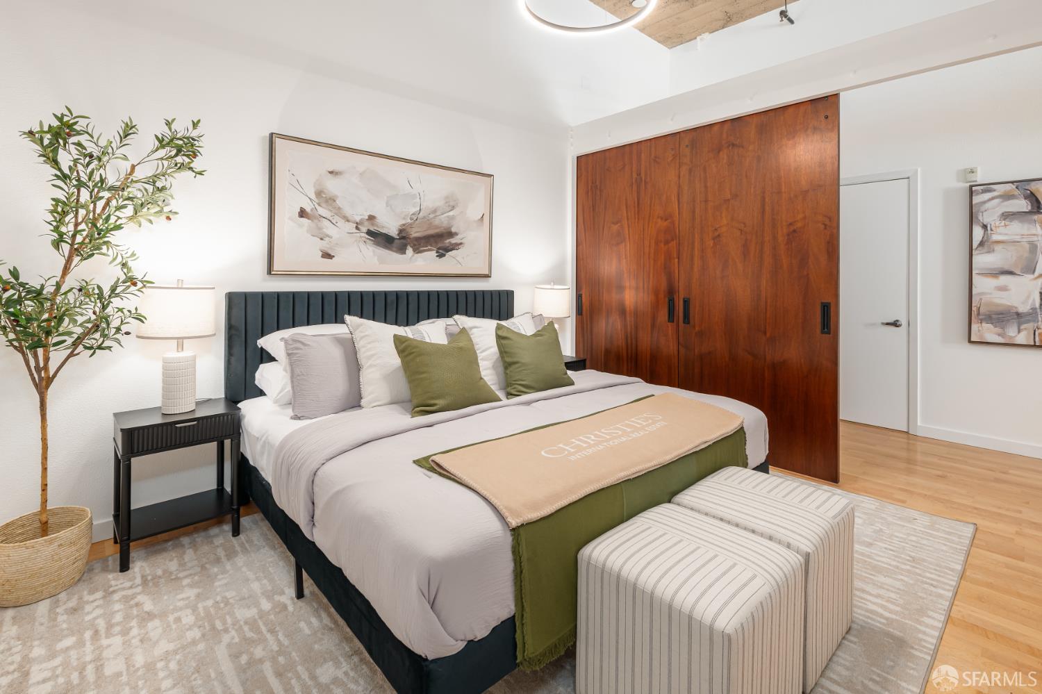 Photo #25: 426106192 Listing: Photo #25