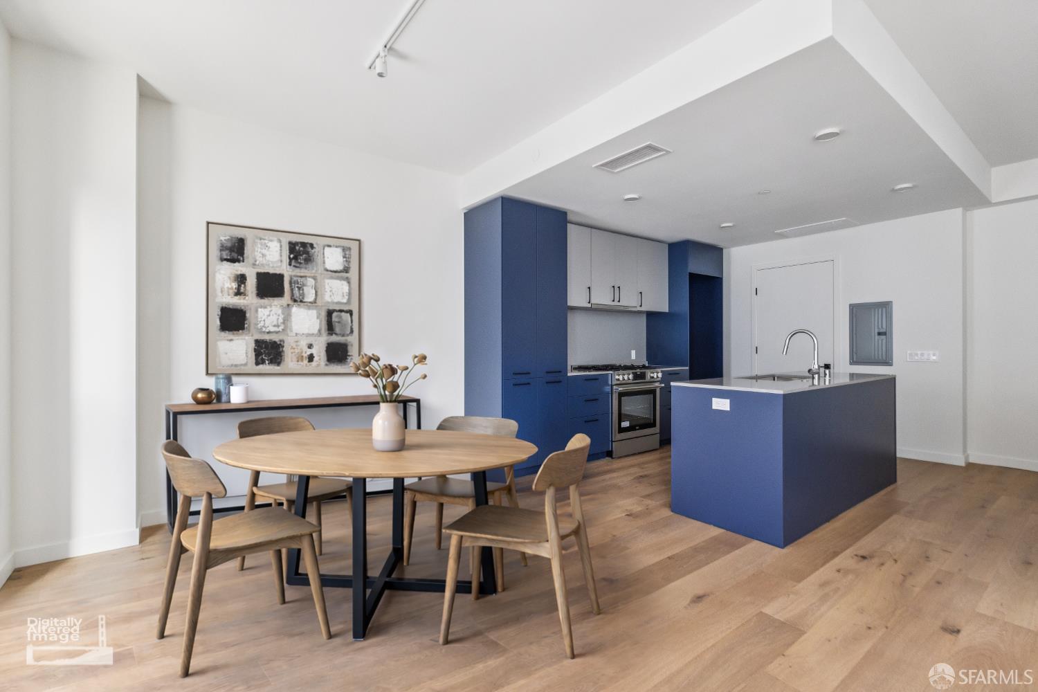 Detail Gallery Image 3 of 7 For 988 Harrison St Cg2,  San Francisco,  CA 94107 - 2 Beds | 2 Baths