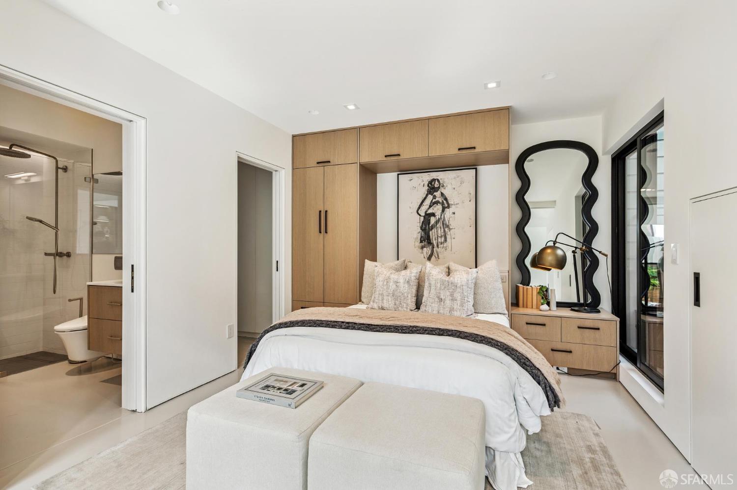 Detail Gallery Image 18 of 28 For 242 Alma St, San Francisco,  CA 94117 - 2 Beds | 2 Baths