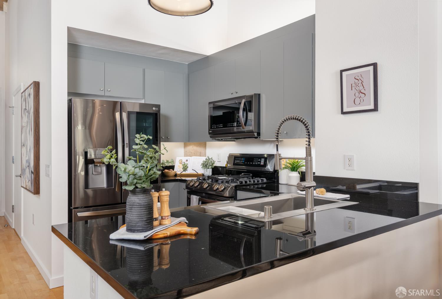 Photo #10: 426106192 Listing: Photo #10