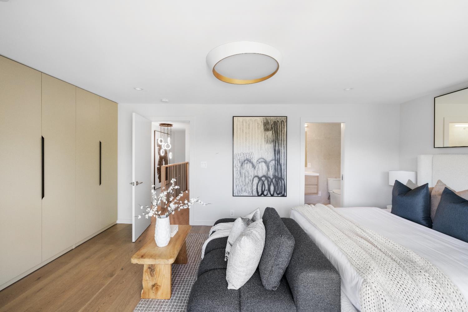 Detail Gallery Image 33 of 55 For 37 Los Altos Sqr, Los Altos,  CA 94022 - 2 Beds | 2/1 Baths