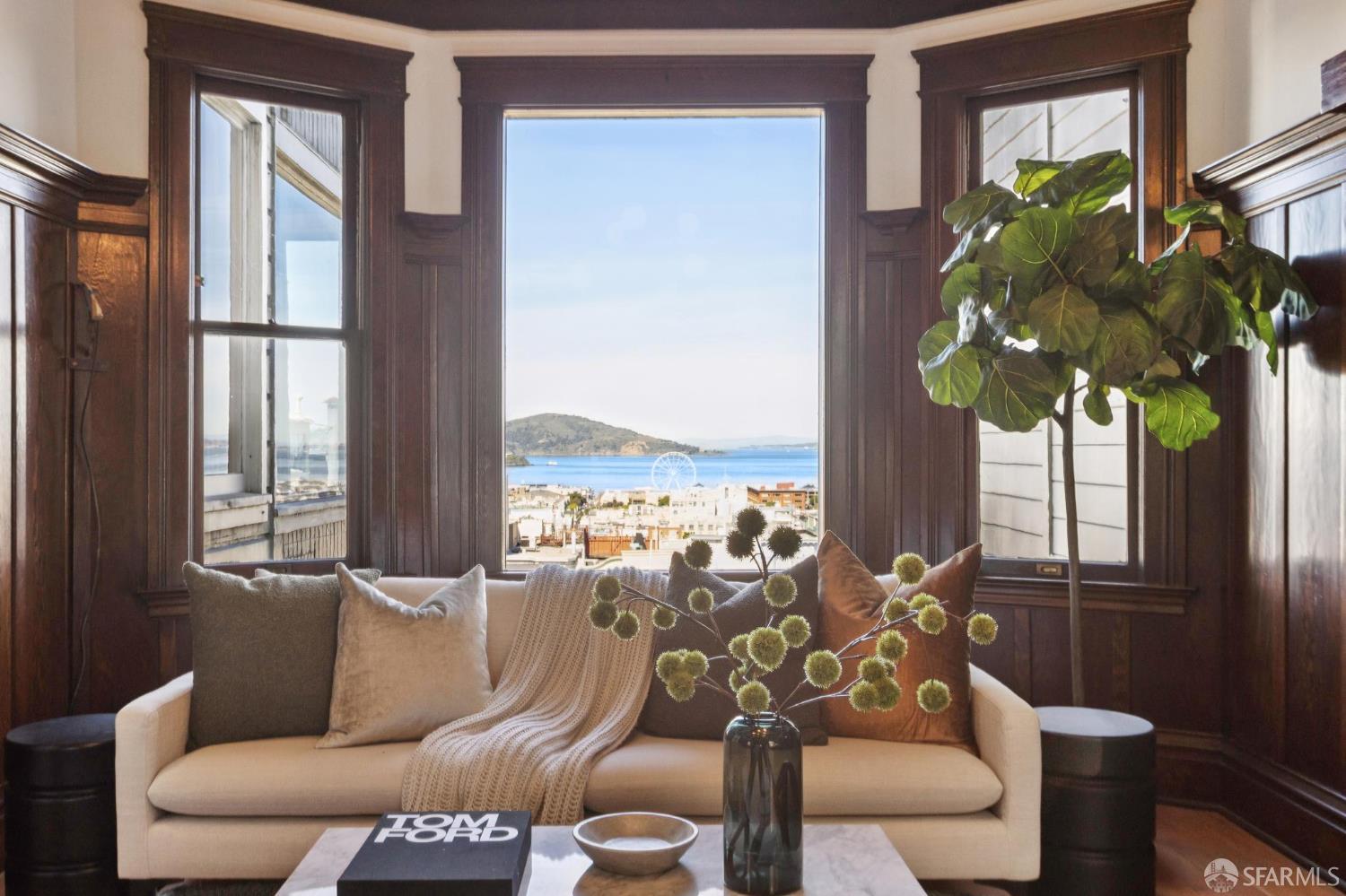 Detail Gallery Image 6 of 46 For 776 Green St, San Francisco,  CA 94133 - 3 Beds | 1 Baths