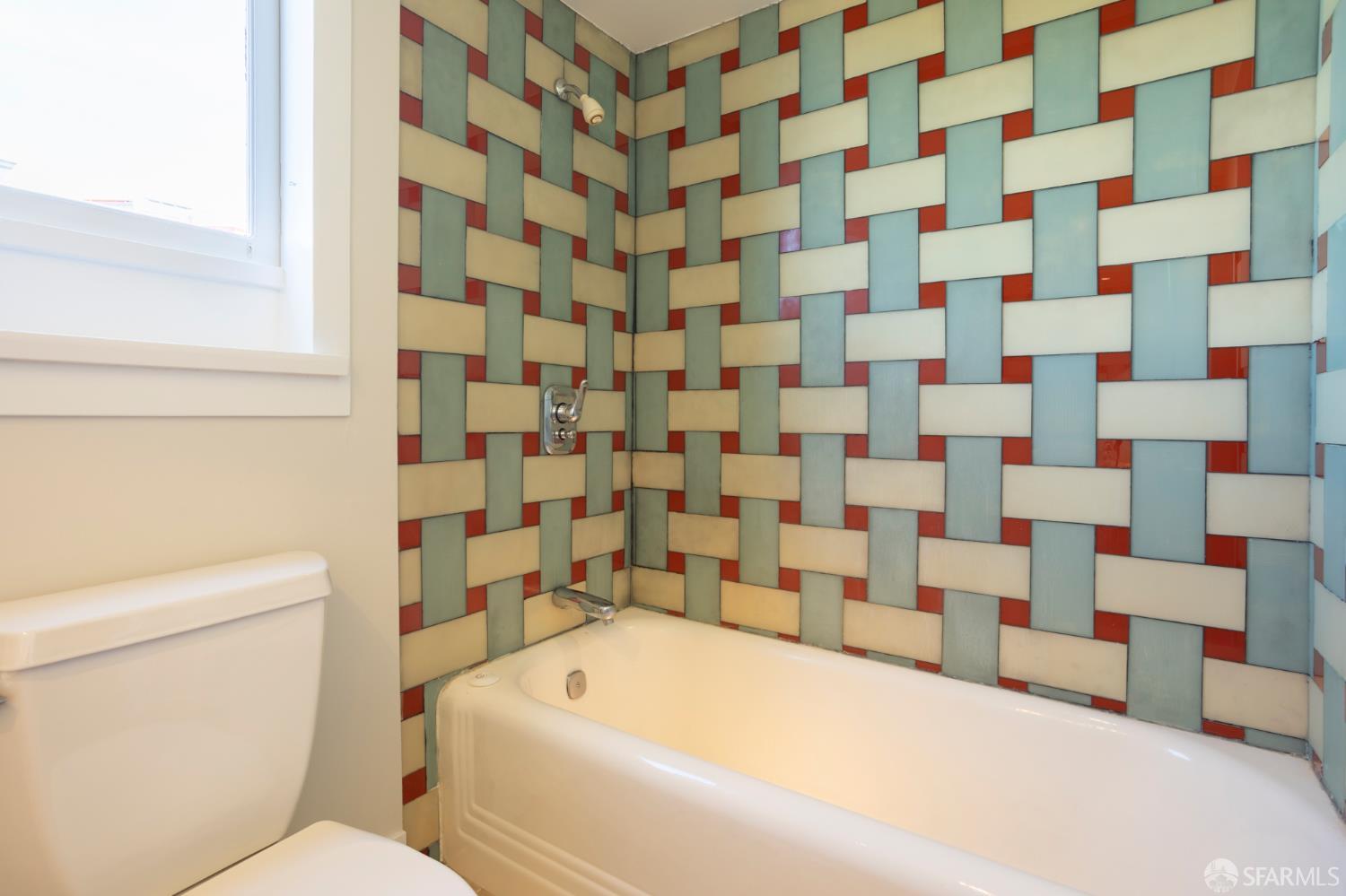 Detail Gallery Image 21 of 22 For 495 Greenwich St #5,  San Francisco,  CA 94133 - 1 Beds | 1 Baths