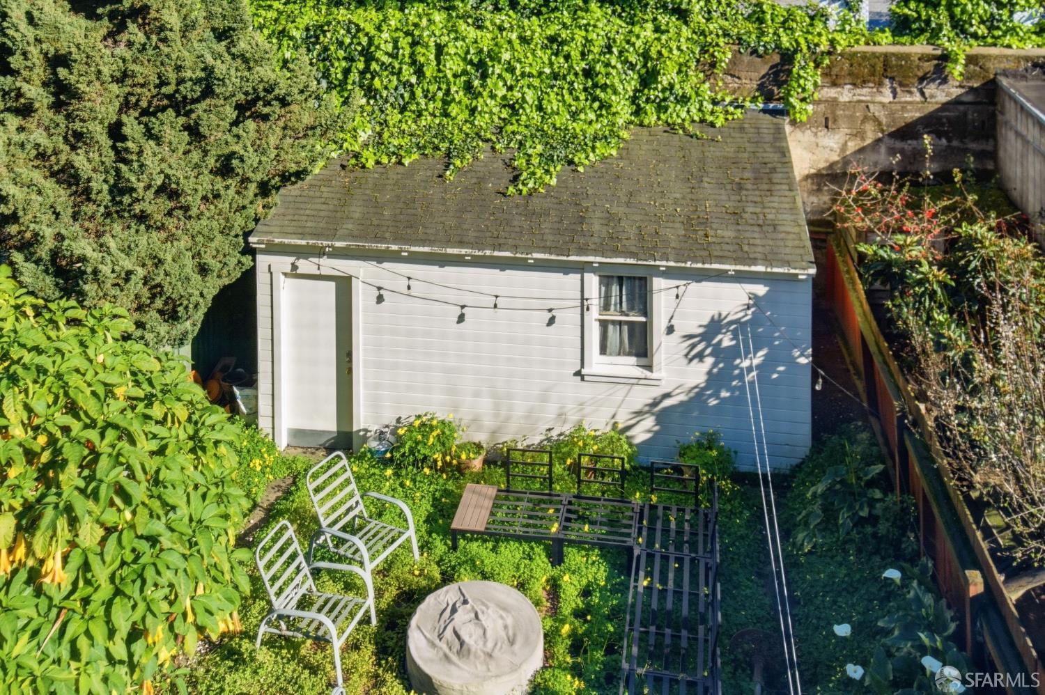 Detail Gallery Image 17 of 20 For 117 Tiffany Ave, San Francisco,  CA 94110 - 2 Beds | 1 Baths