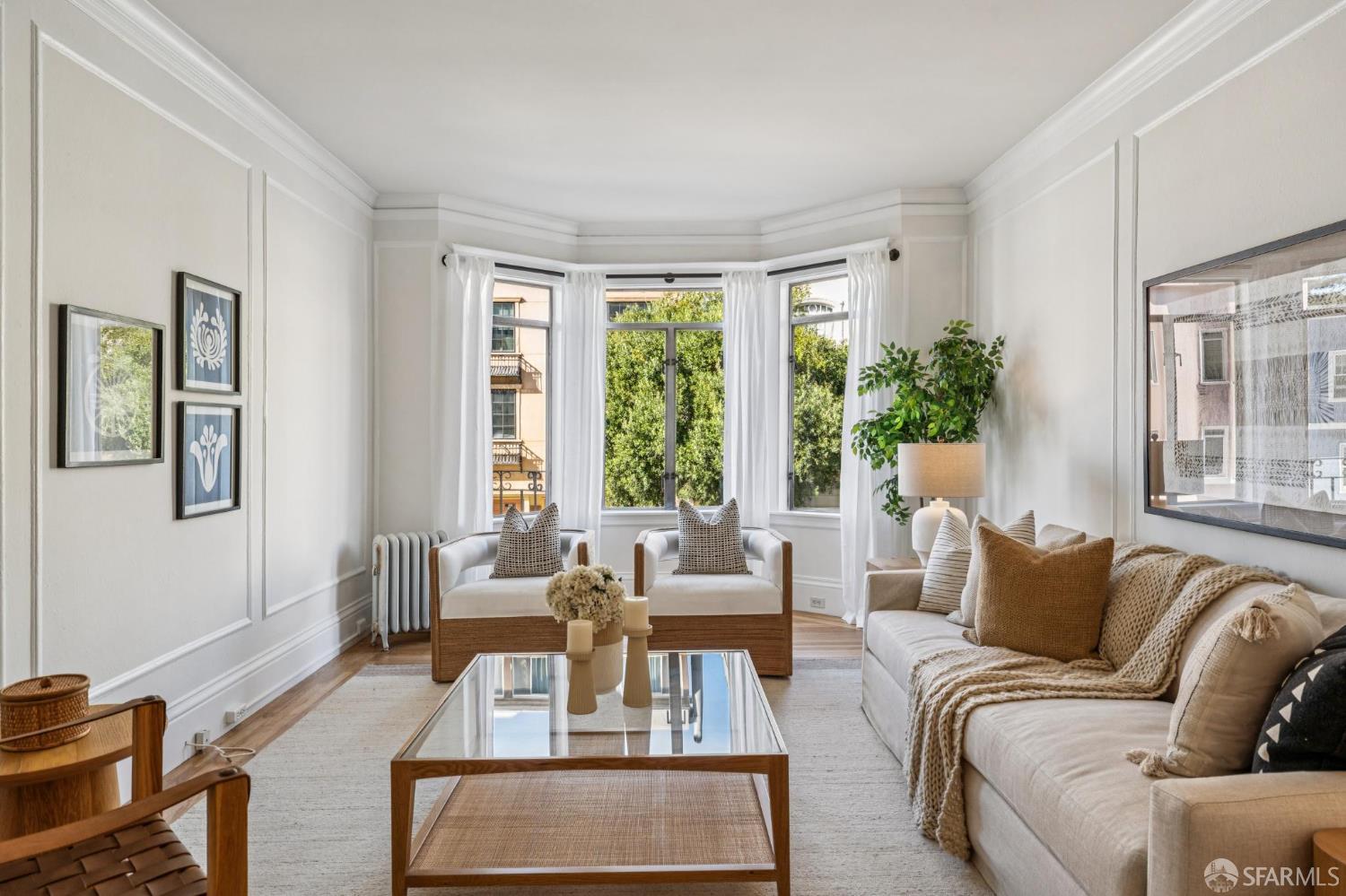 Detail Gallery Image 3 of 53 For 1257 Chestnut St #2,  San Francisco,  CA 94109 - 1 Beds | 1 Baths