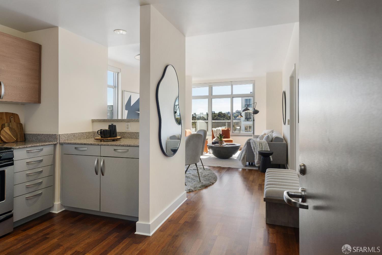 Photo #6: 426108028 Listing: Photo #6