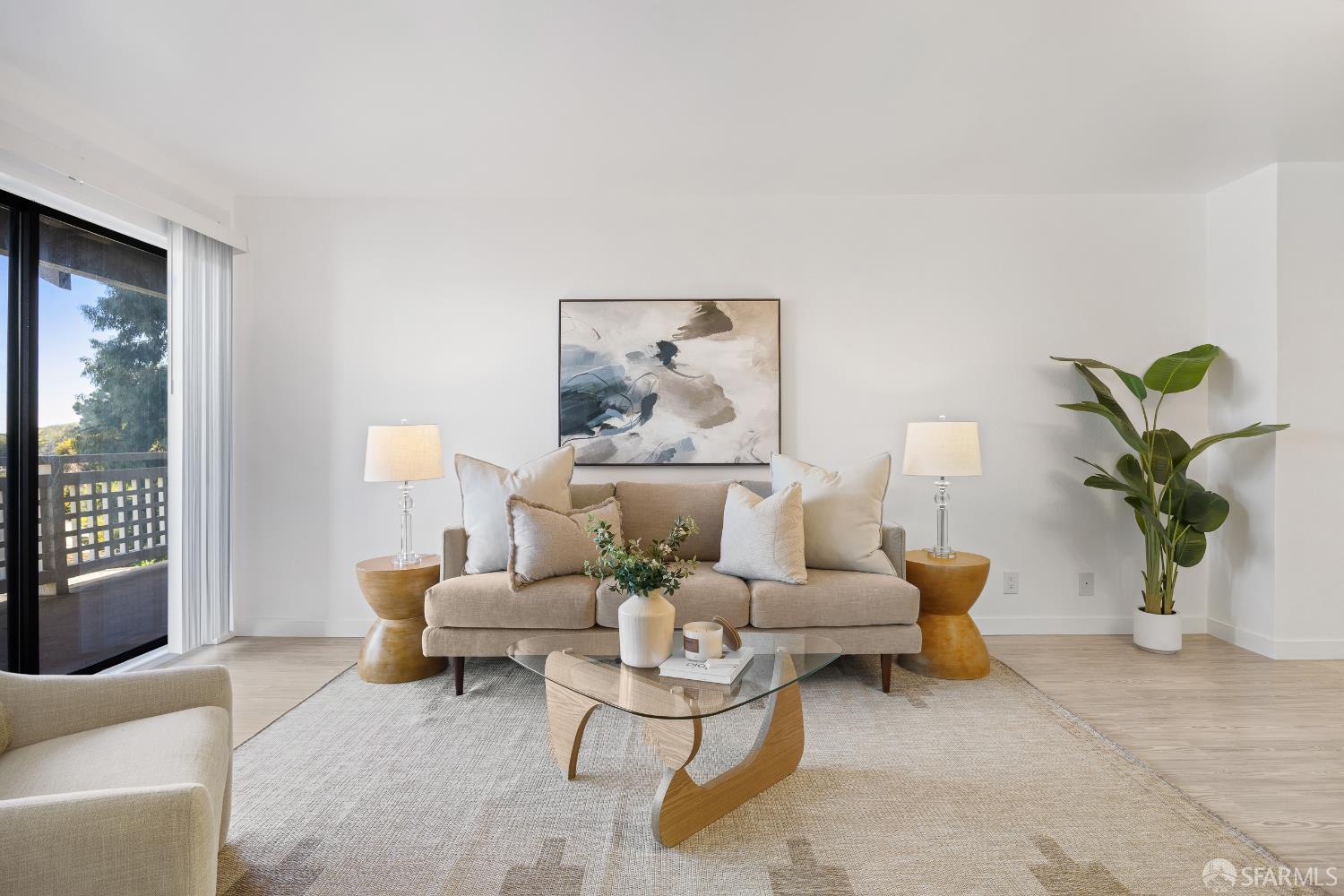 Detail Gallery Image 4 of 23 For 606 Cedar Ct, Daly City,  CA 94014 - 3 Beds | 2 Baths