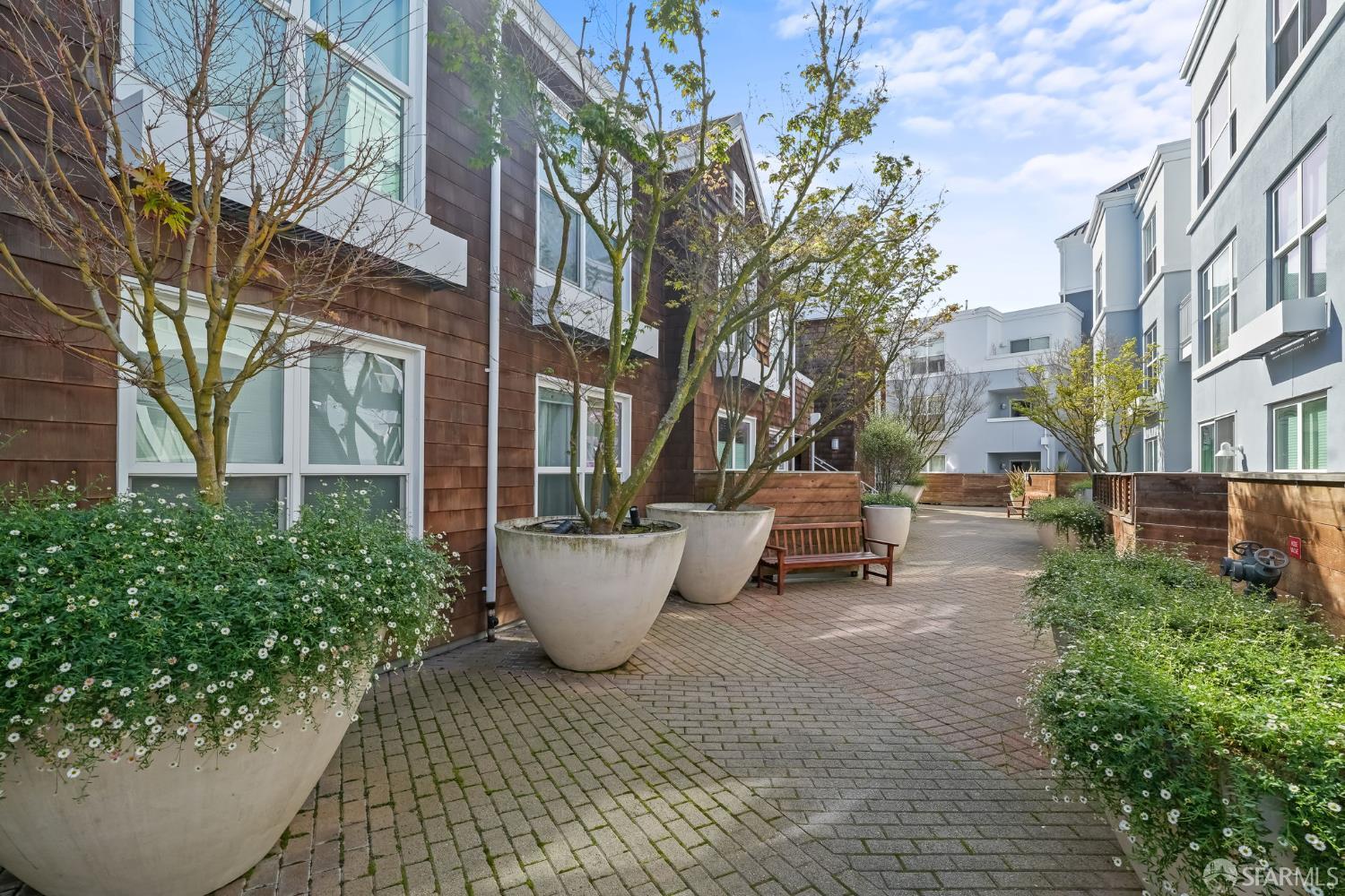 Photo #22: 426101163 Listing: Photo #22