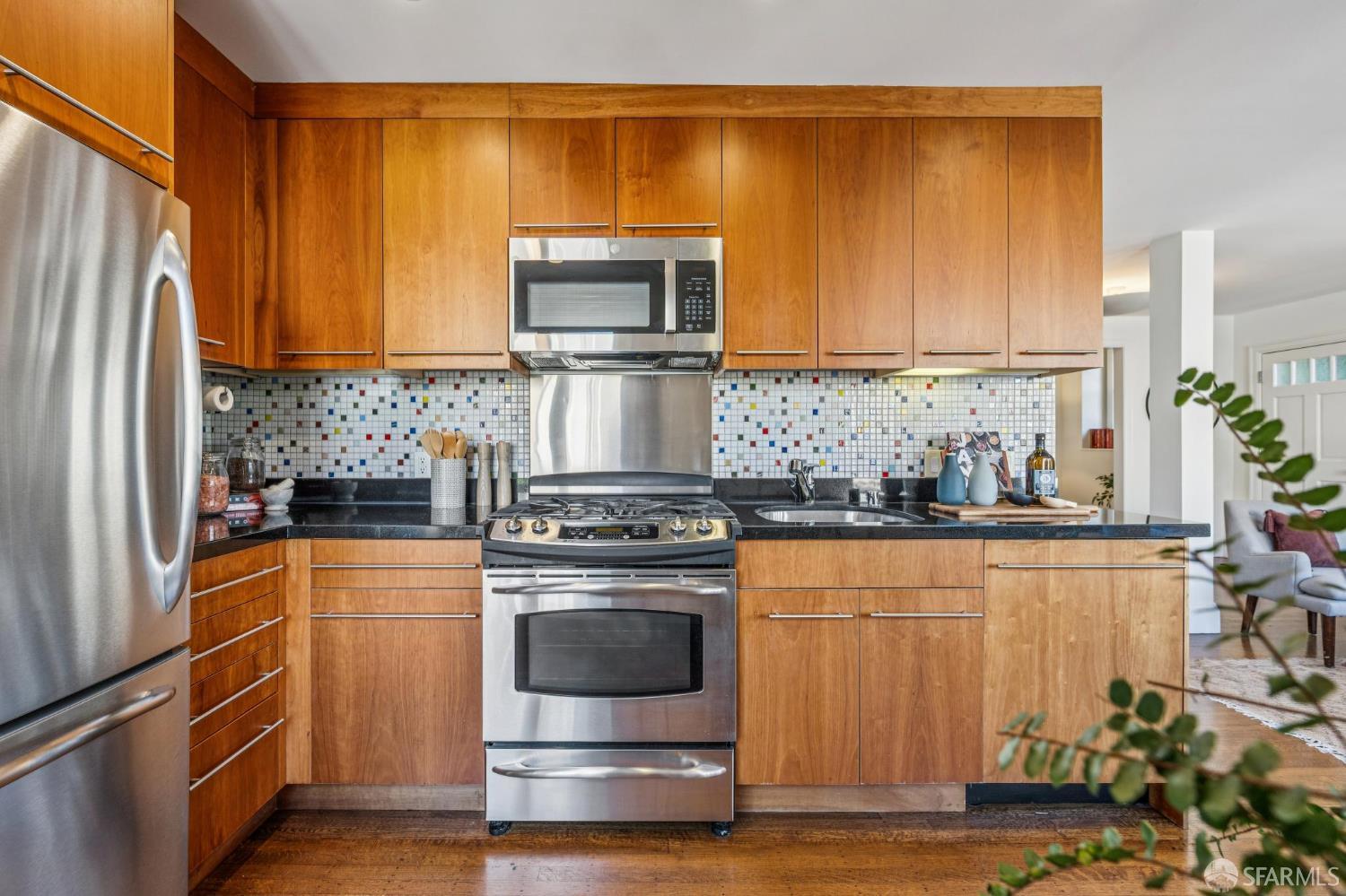 Detail Gallery Image 17 of 40 For 415 Carl St, San Francisco,  CA 94117 - 1 Beds | 1 Baths