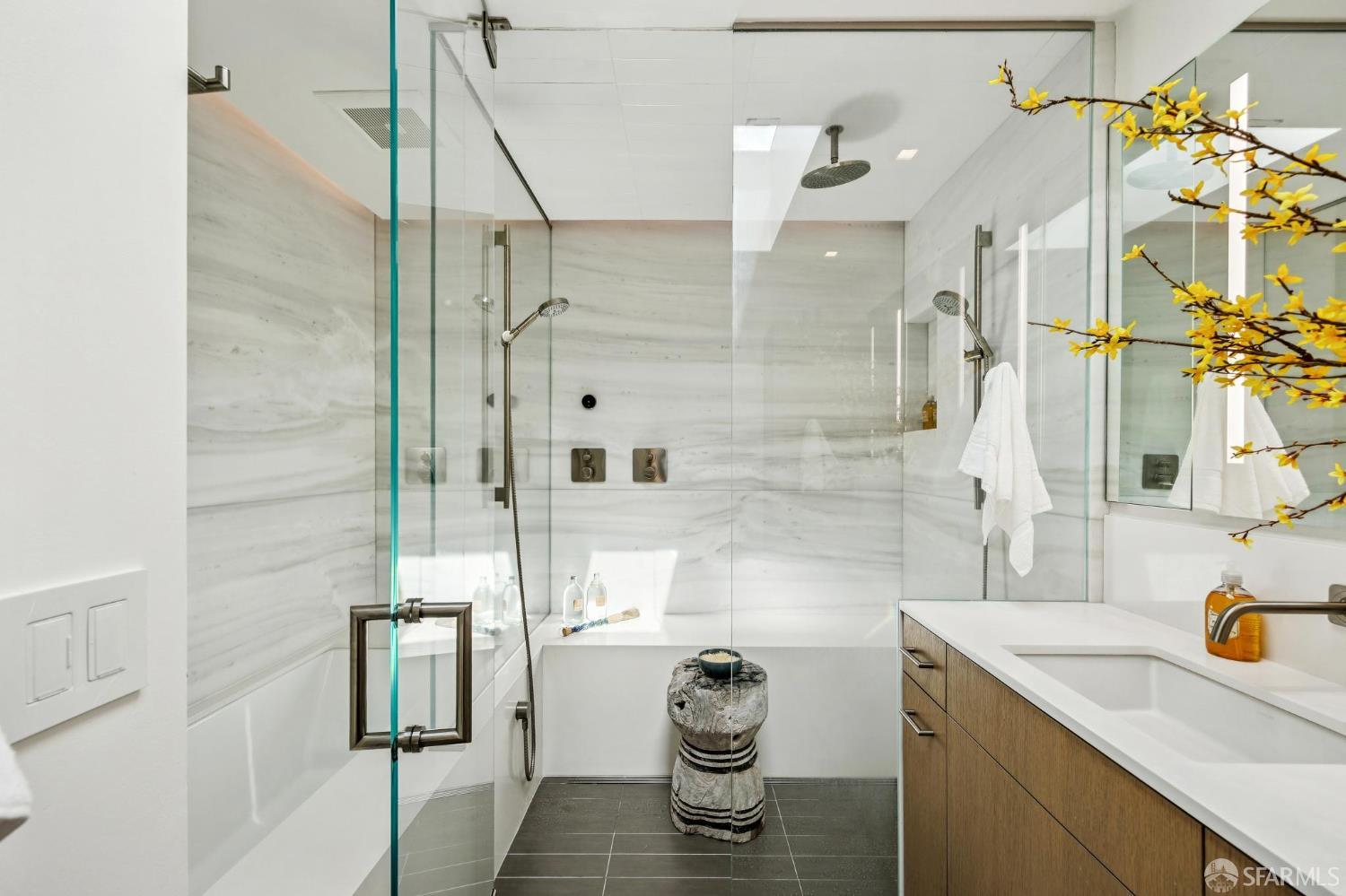 Detail Gallery Image 27 of 28 For 242 Alma St, San Francisco,  CA 94117 - 2 Beds | 2 Baths