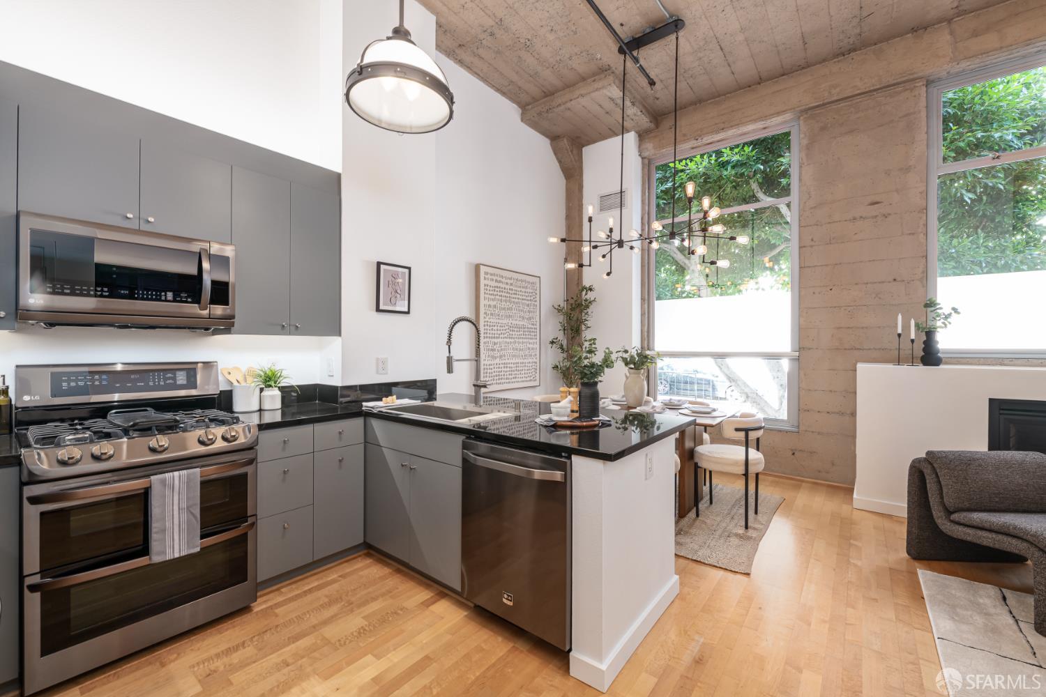 Photo #15: 426106192 Listing: Photo #15