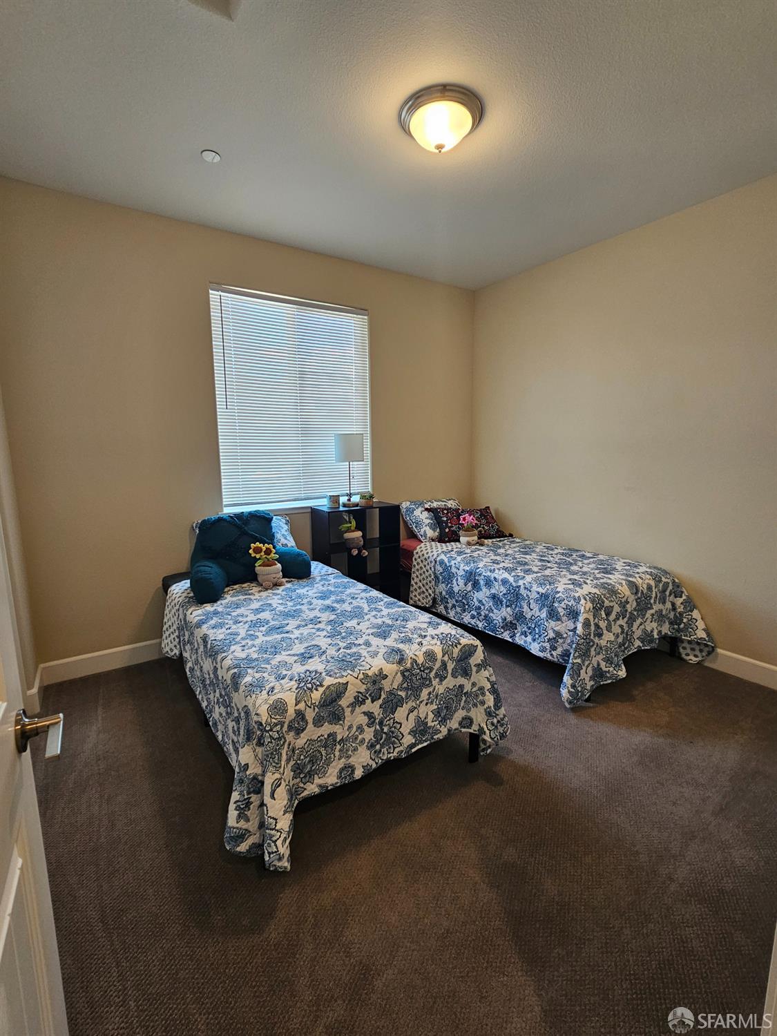 Detail Gallery Image 15 of 26 For 1535 Goldenstar Ct, Hollister,  CA 95023 - 3 Beds | 2/1 Baths