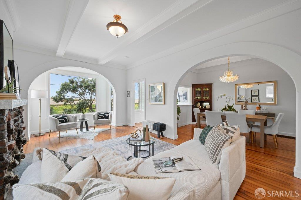 Detail Gallery Image 5 of 37 For 1738 Great Highway, San Francisco,  CA 94122 - 3 Beds | 1 Baths