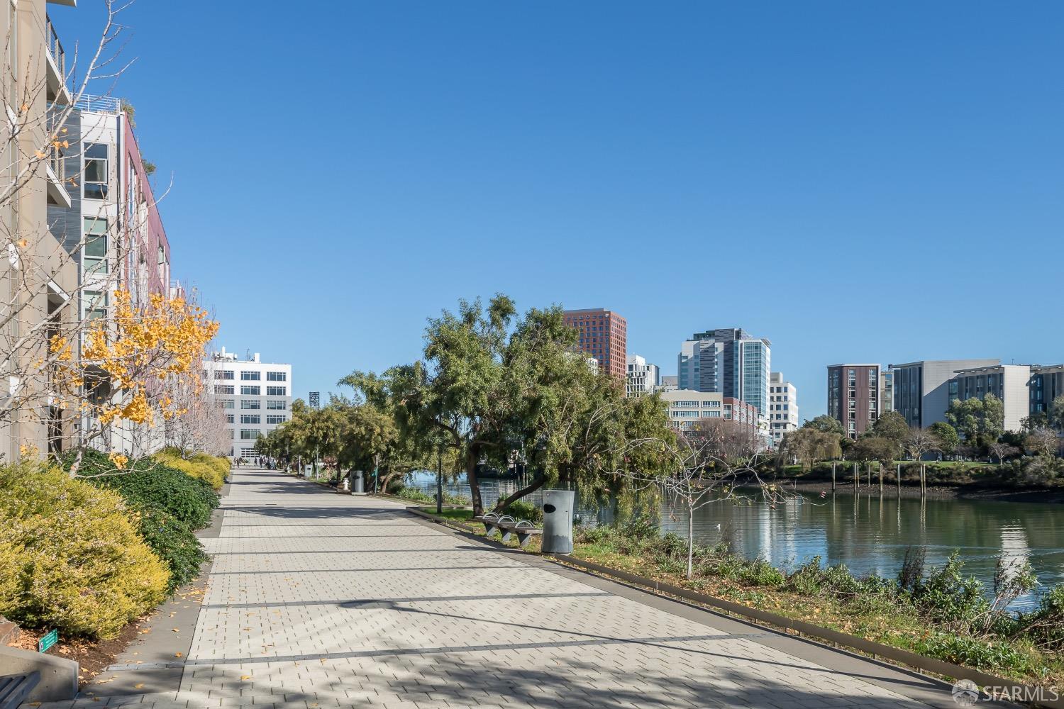 Detail Gallery Image 14 of 53 For 235 Berry St #110,  San Francisco,  CA 94158 - 3 Beds | 3 Baths