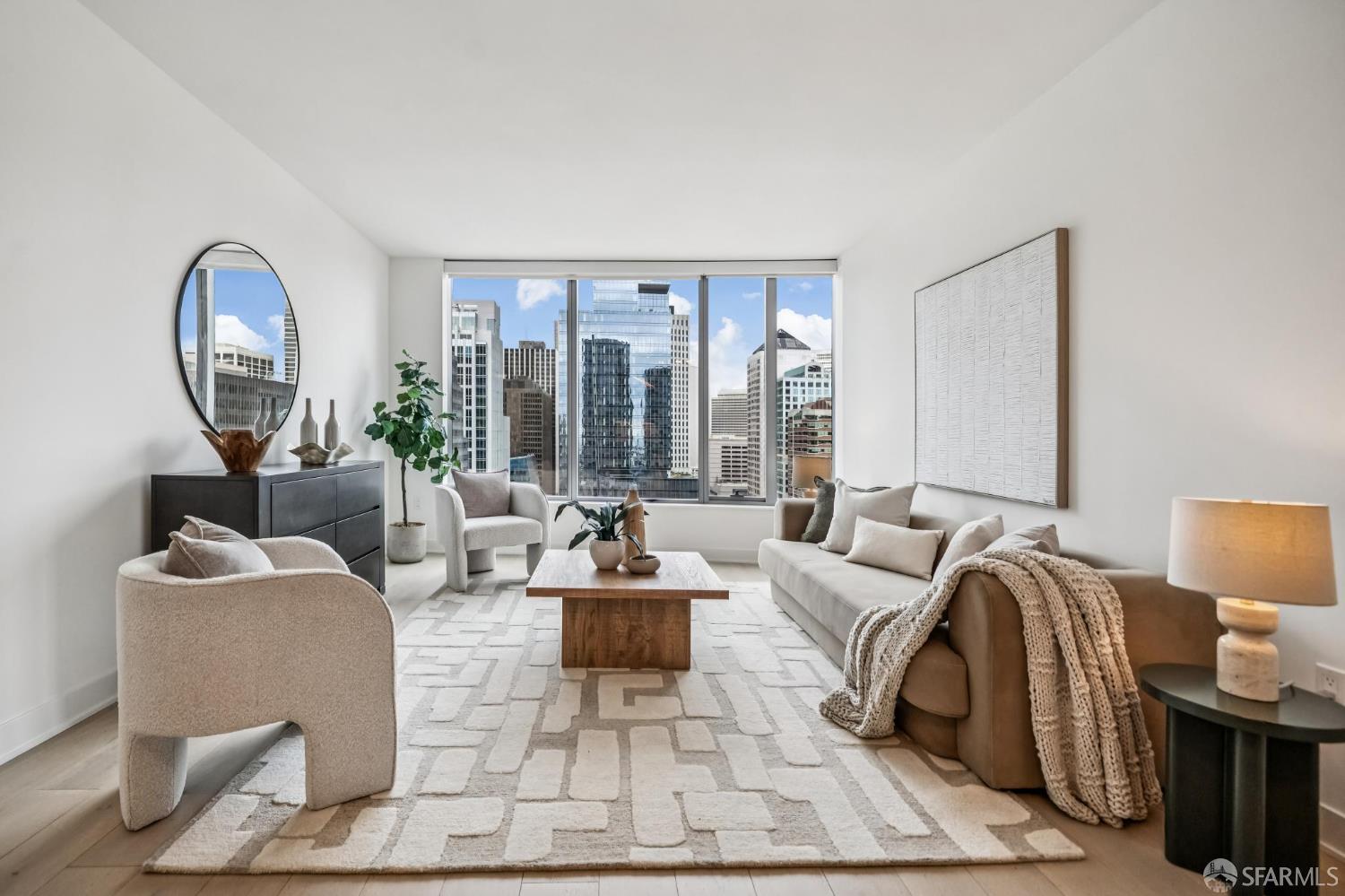 Photo #3: 426108802 Listing: Photo #3