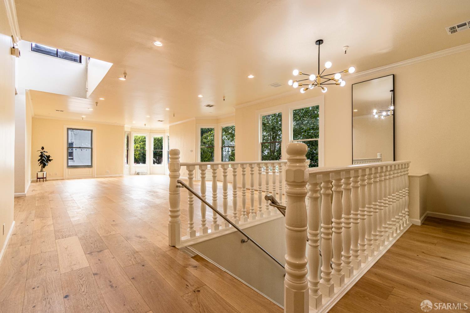 Detail Gallery Image 9 of 27 For 1234 Grant Ave, San Francisco,  CA 94133 - – Beds | – Baths