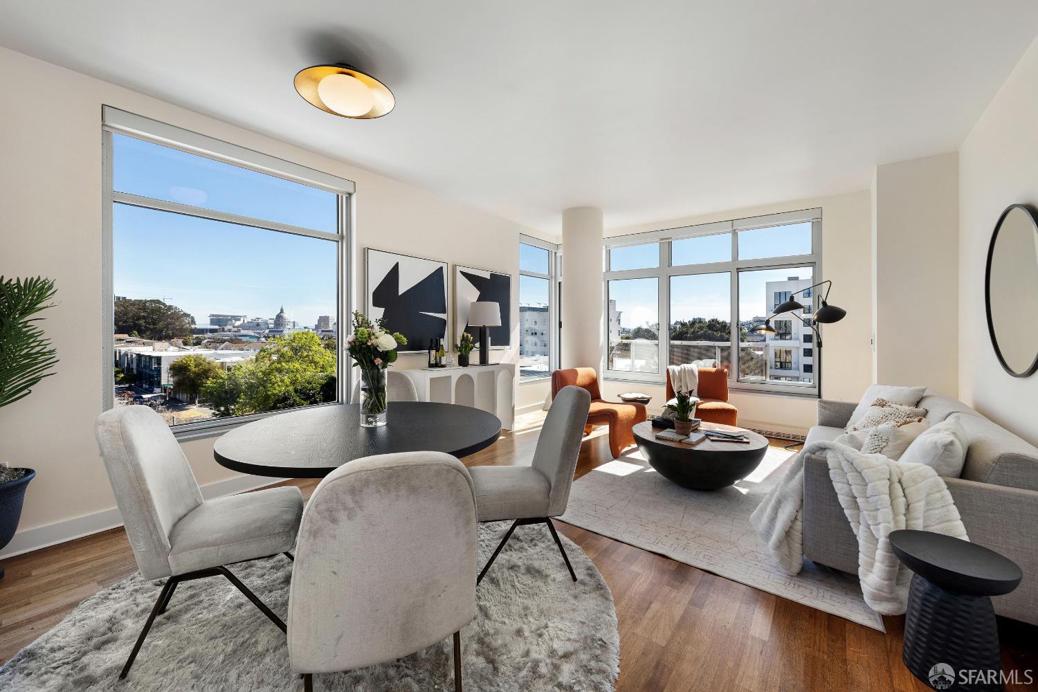 Photo #7: 426108028 Listing: Photo #7