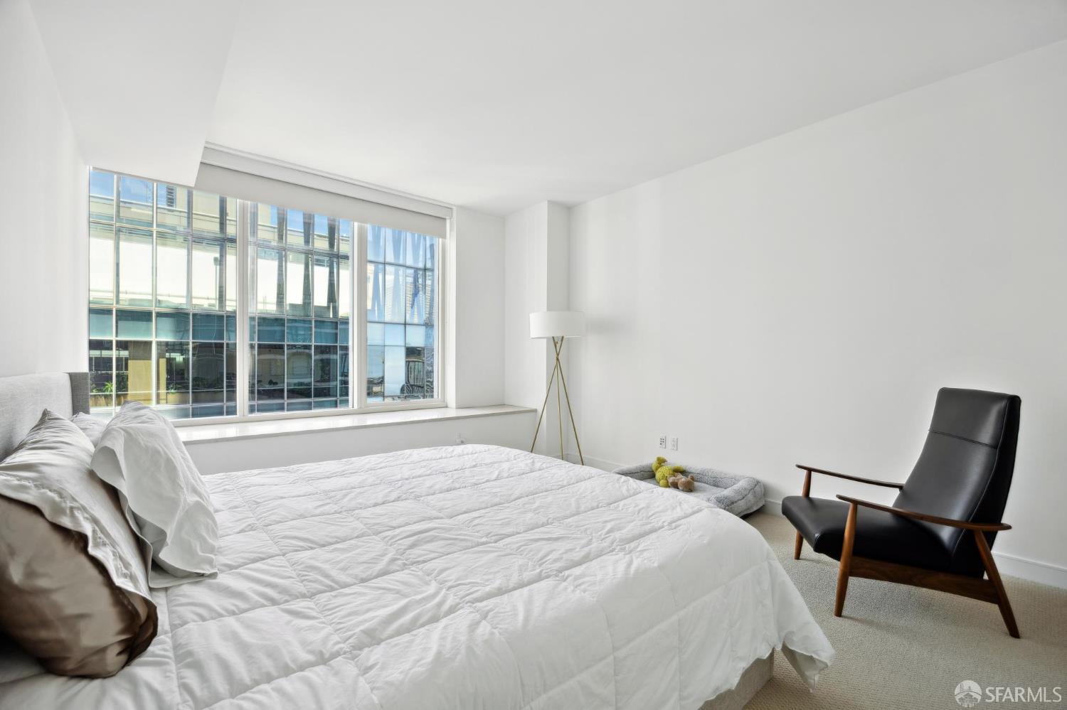 Photo #7: 426108795 Listing: Photo #7