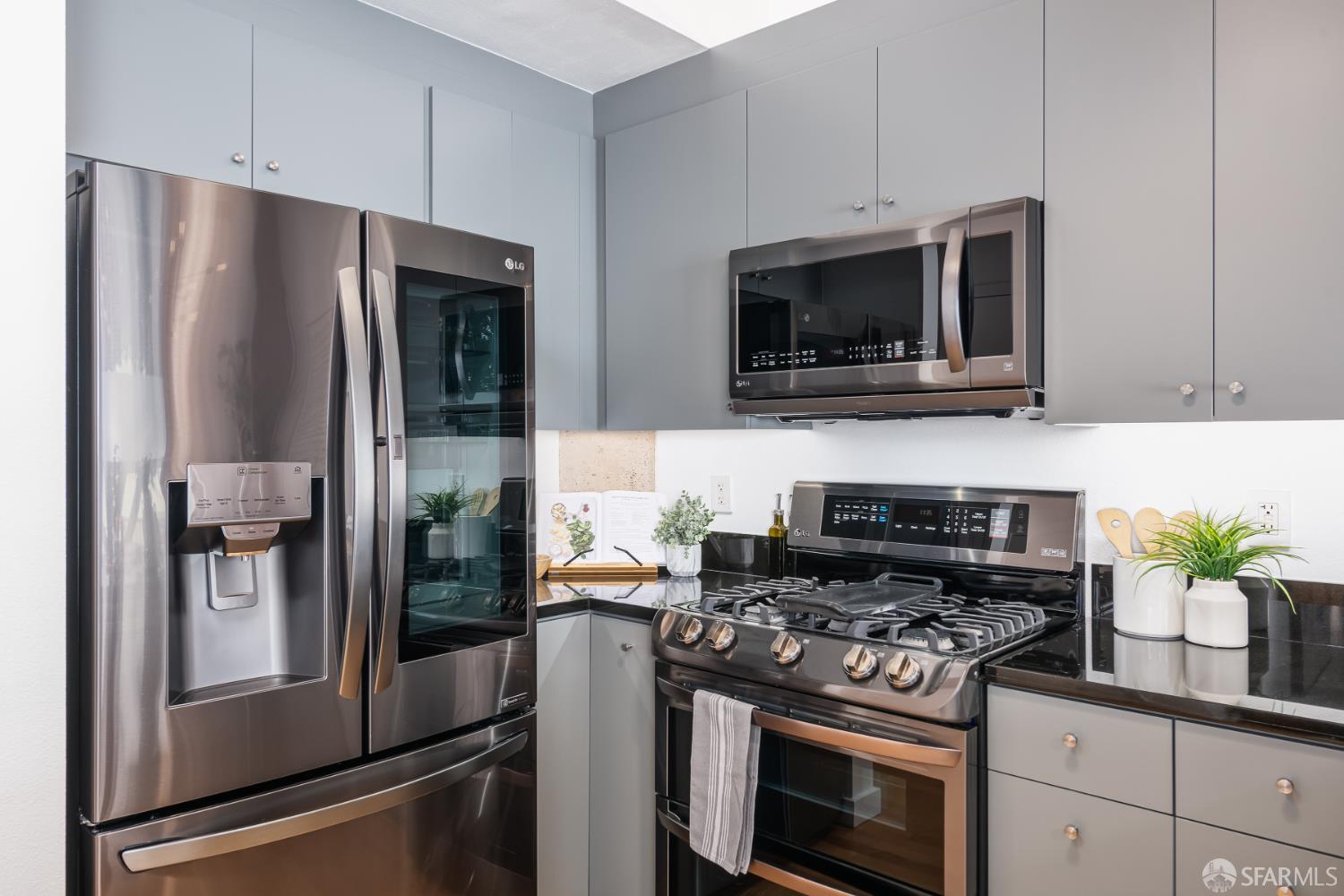 Photo #14: 426106192 Listing: Photo #14