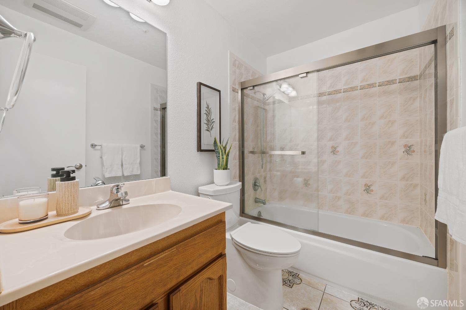 Detail Gallery Image 18 of 23 For 606 Cedar Ct, Daly City,  CA 94014 - 3 Beds | 2 Baths