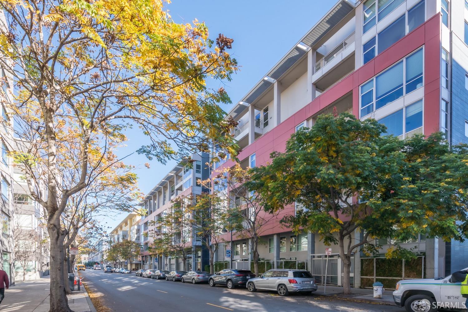 Detail Gallery Image 21 of 53 For 235 Berry St #110,  San Francisco,  CA 94158 - 3 Beds | 3 Baths