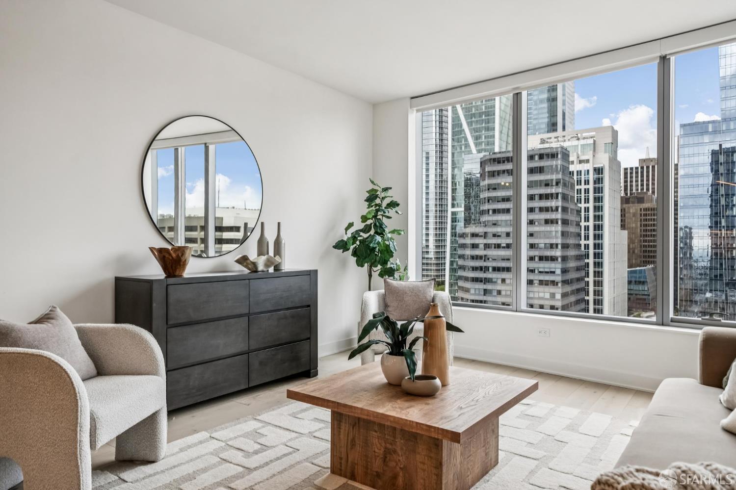 Photo #4: 426108802 Listing: Photo #4