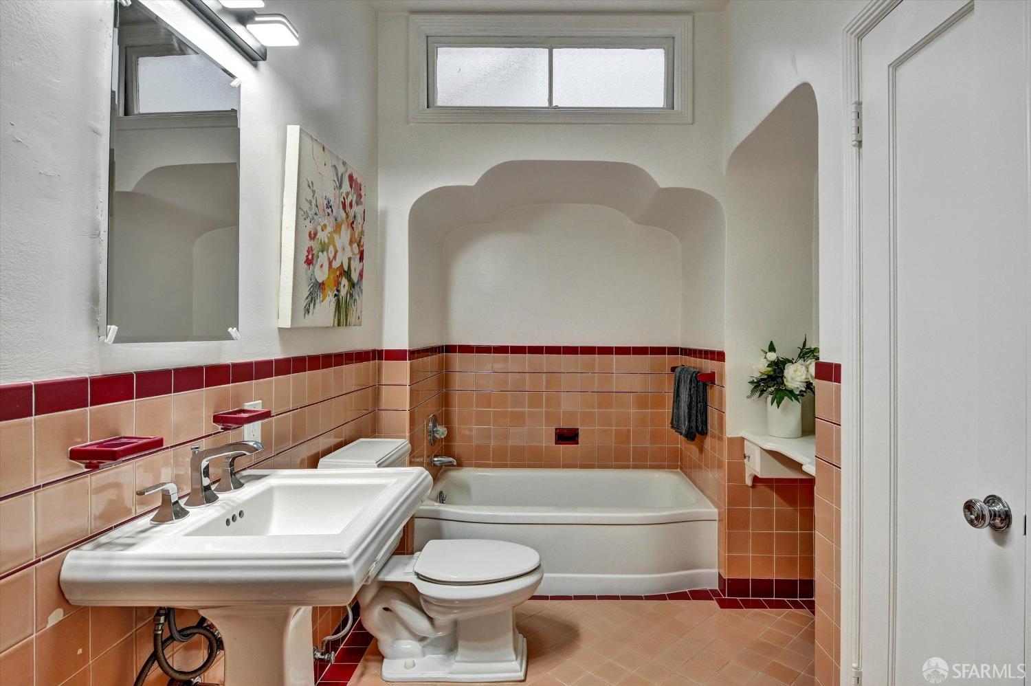 Detail Gallery Image 28 of 44 For 2531 30th Ave, San Francisco,  CA 94116 - 3 Beds | 2 Baths